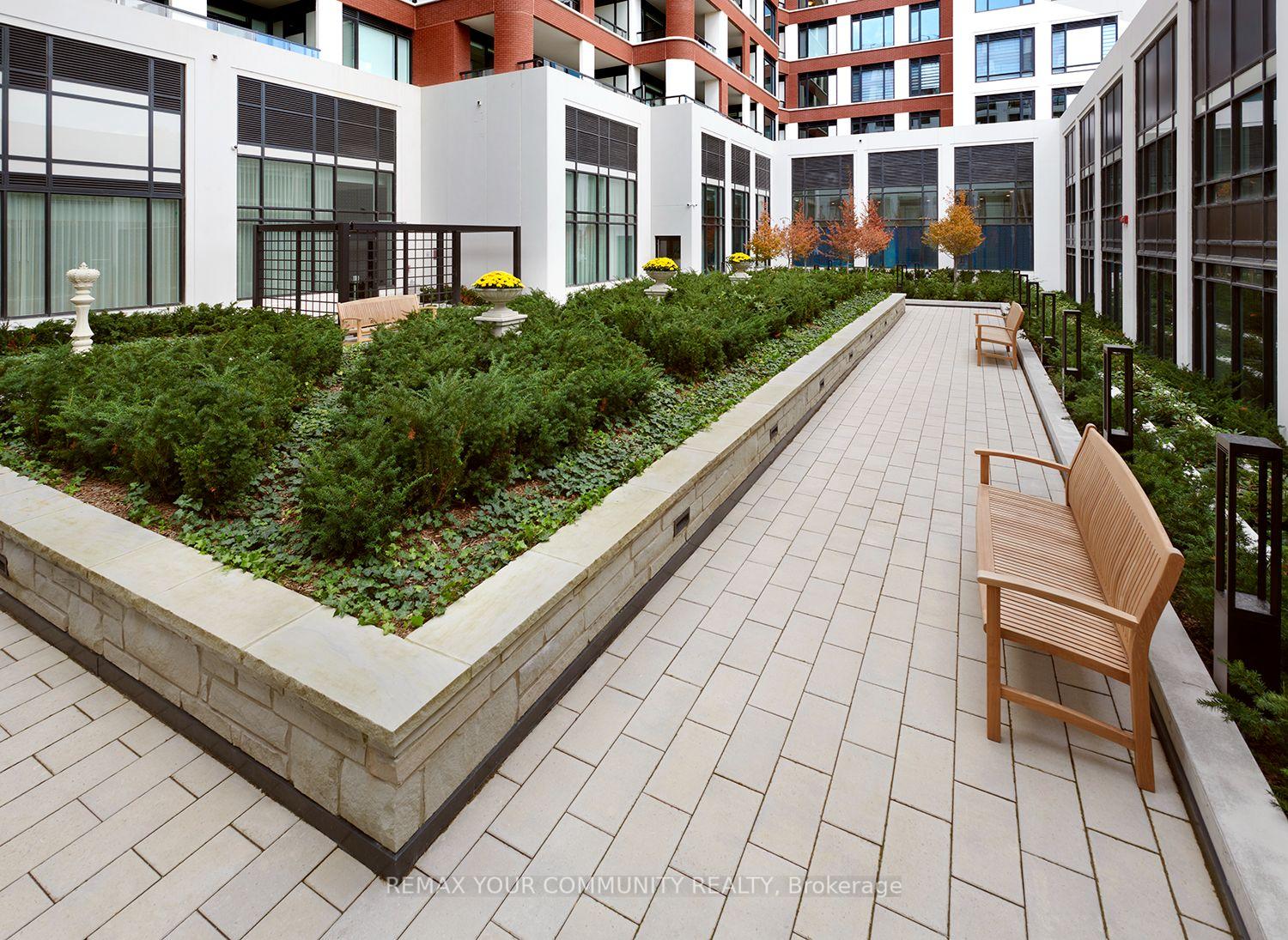 Photo 19 of Unit TH118, 259 Kingsway, Etobicoke, Edenbridge-Humber Valley — HOMEH