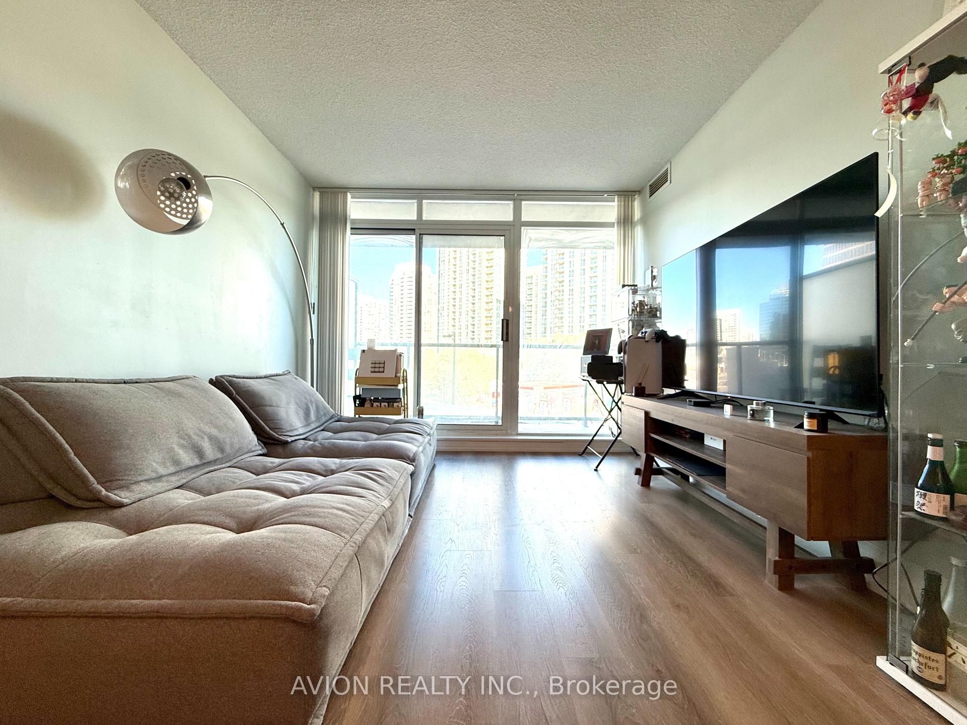 Photo of Unit 410, 5508 Yonge Street