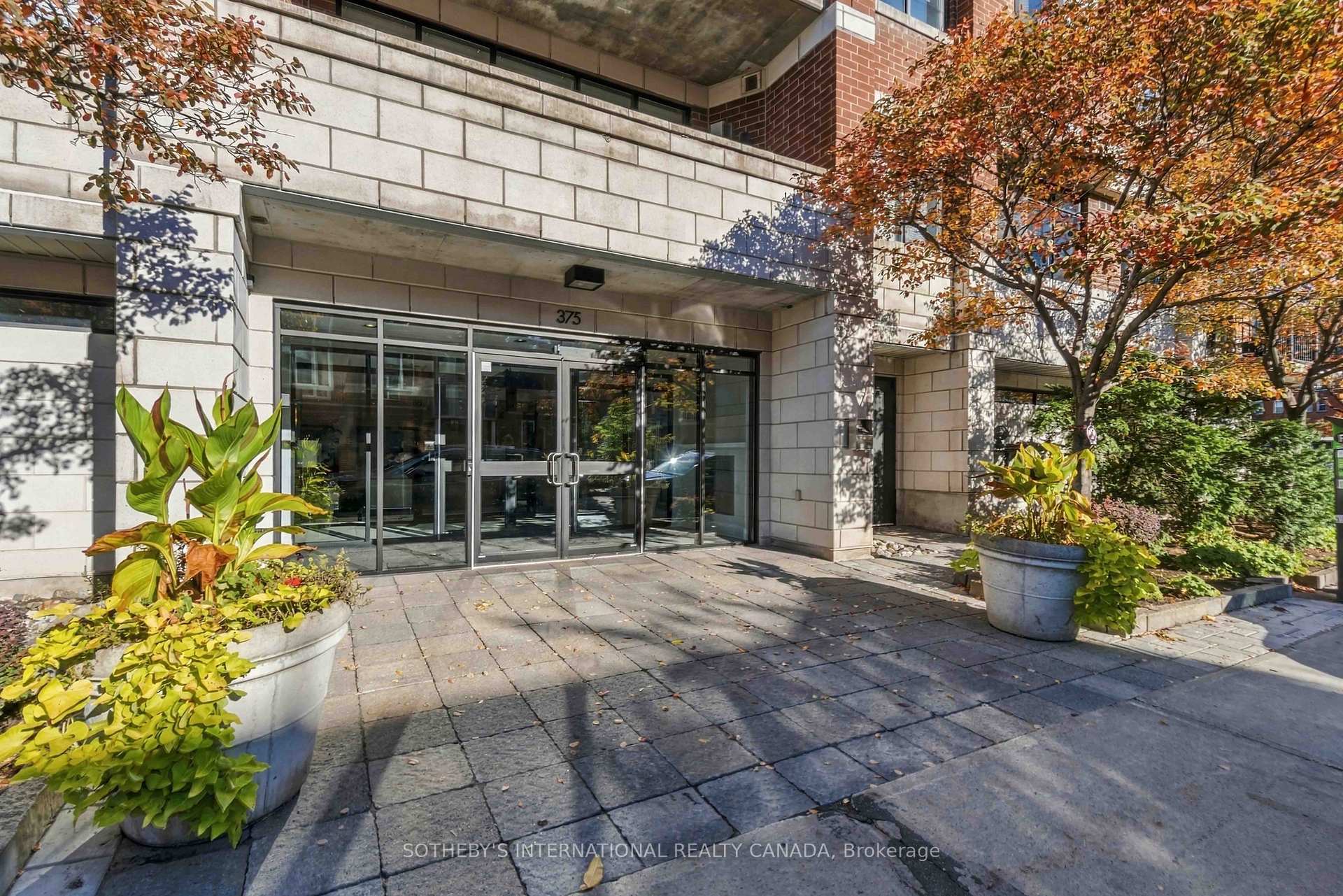 Photo 2 of Unit PH1, 375 Lisgar Street, Ottawa, Ottawa Centre — HOMEH