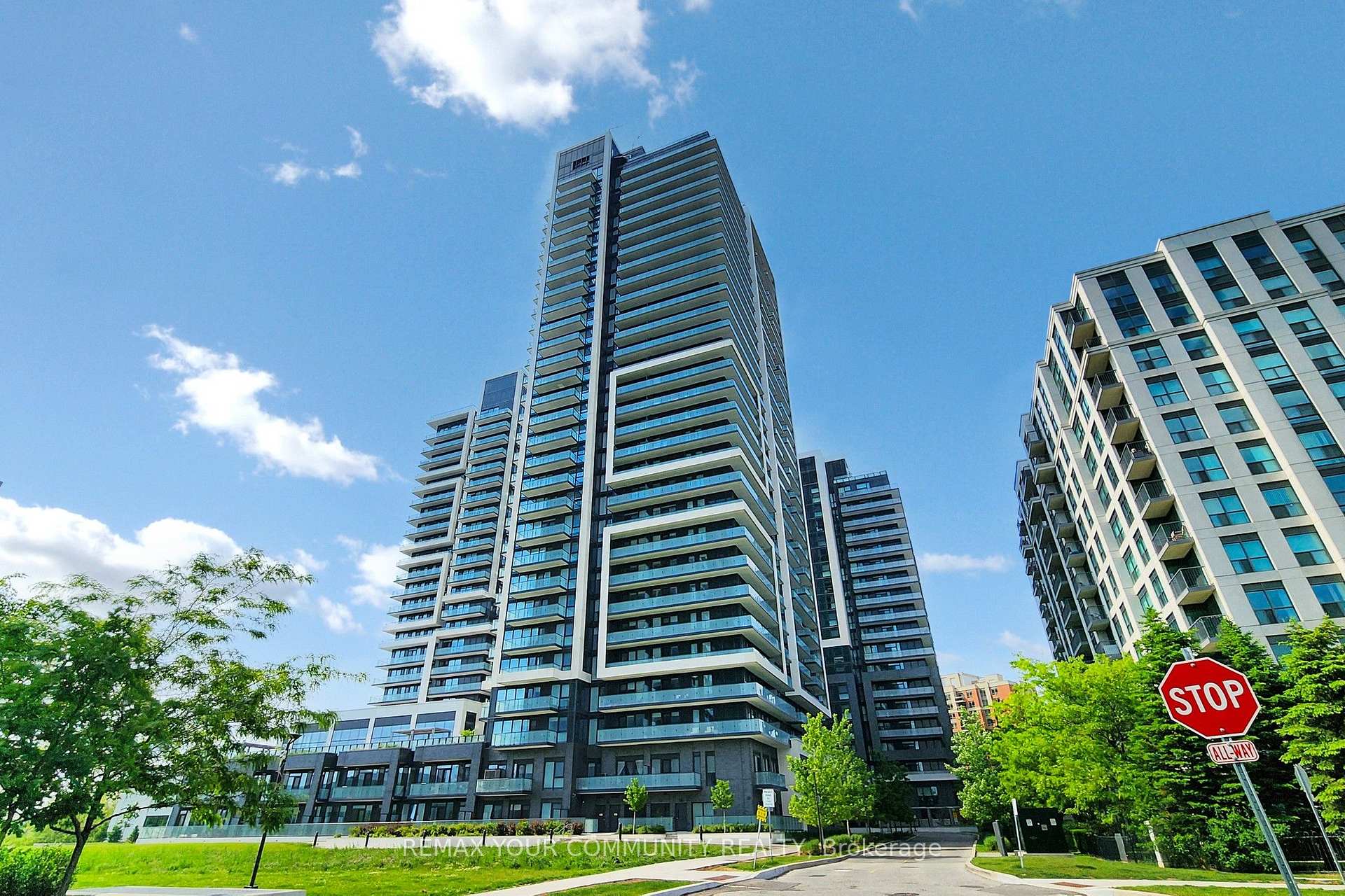 Photo 1 of Unit 2106, 105 Oneida Crescent, Richmond Hill, Langstaff — HOMEH