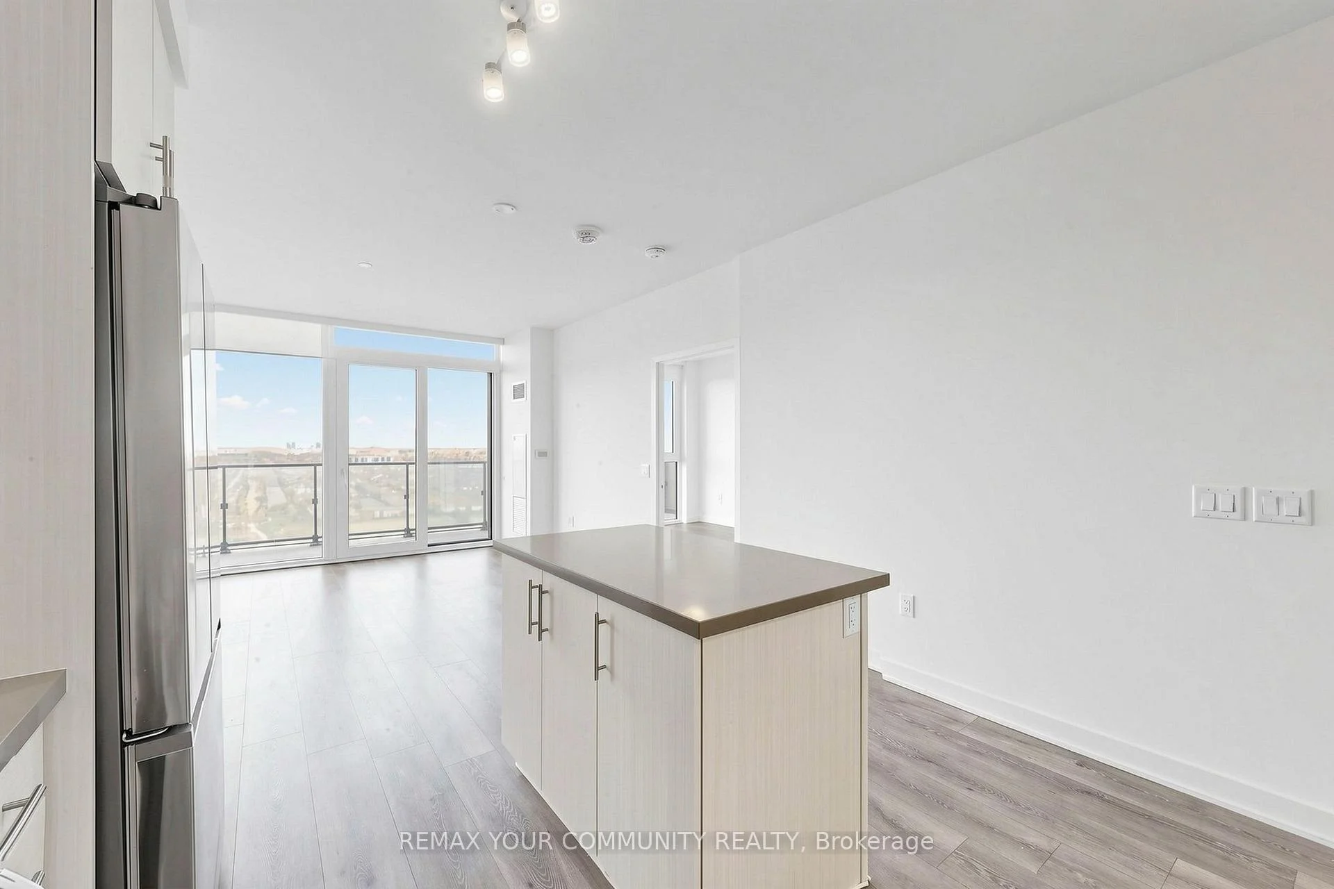 Photo 22 of Unit 2106, 105 Oneida Crescent, Richmond Hill, Langstaff — HOMEH