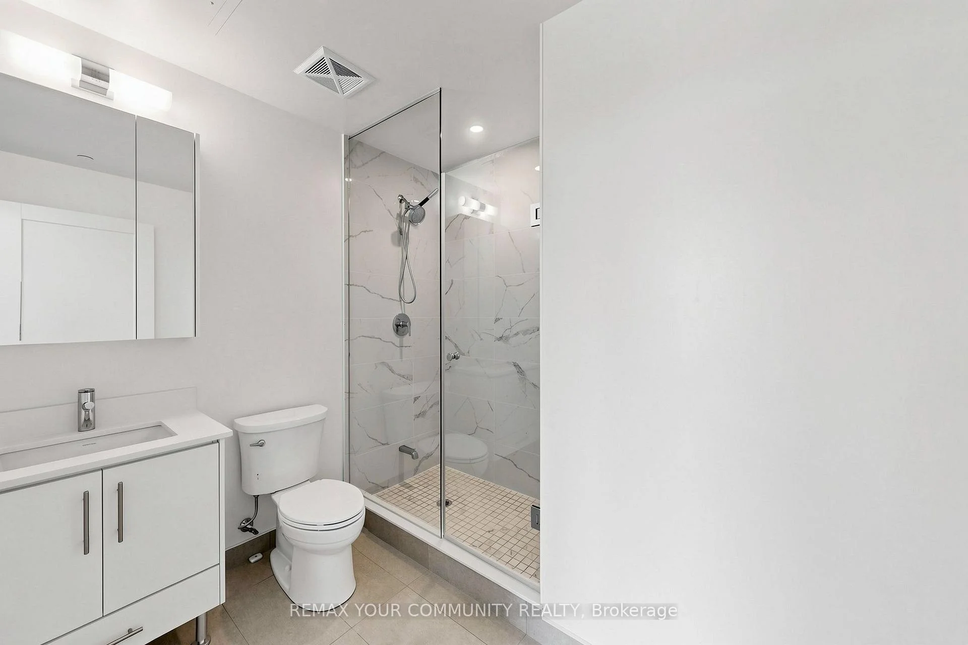 Photo 34 of Unit 2106, 105 Oneida Crescent, Richmond Hill, Langstaff — HOMEH