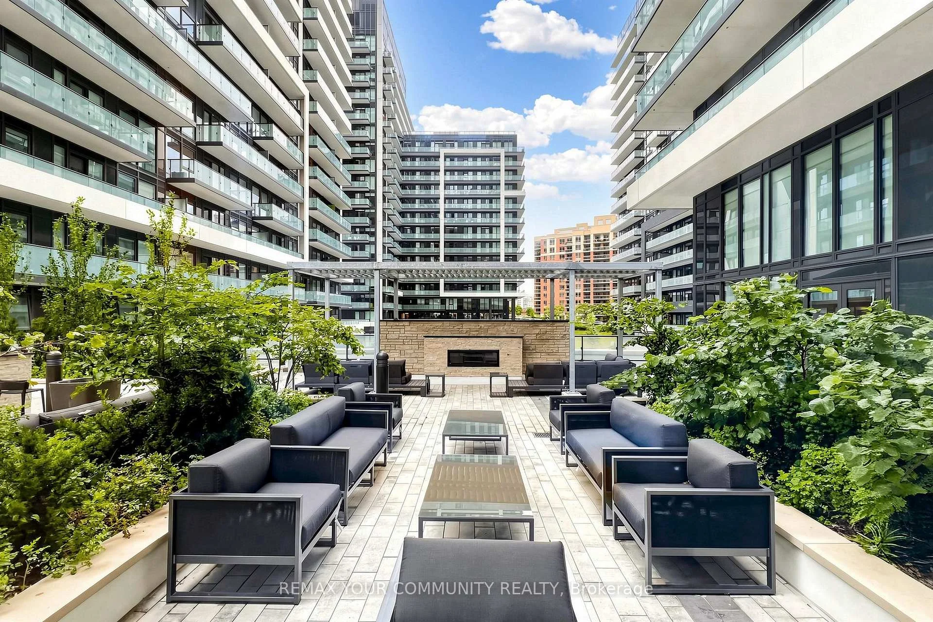 Photo 58 of Unit 2106, 105 Oneida Crescent, Richmond Hill, Langstaff — HOMEH