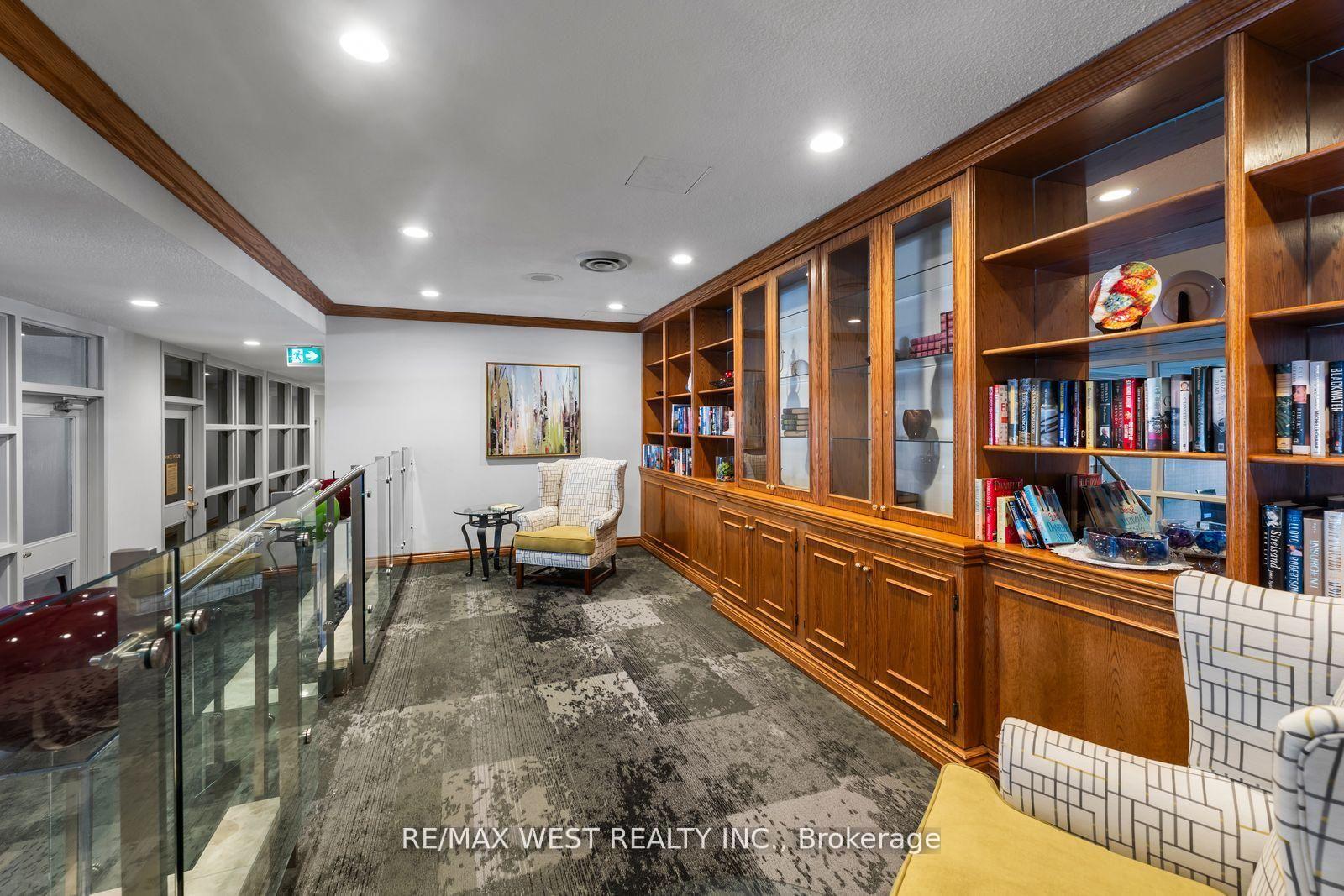 Photo 25 of Unit 502, 100 Observatory Lane, Richmond Hill, Observatory — HOMEH