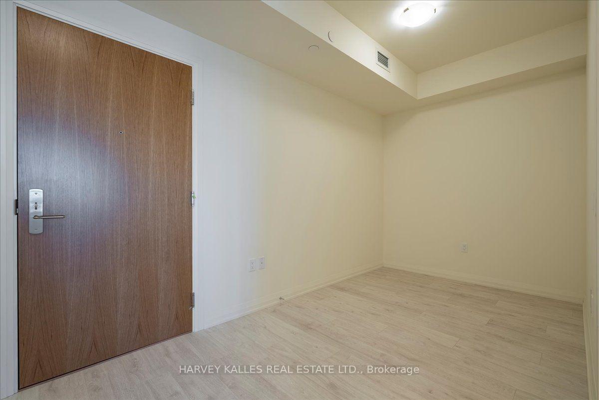 Photo 9 of Unit 411, 8960 Jane Street, Vaughan, Concord — HOMEH