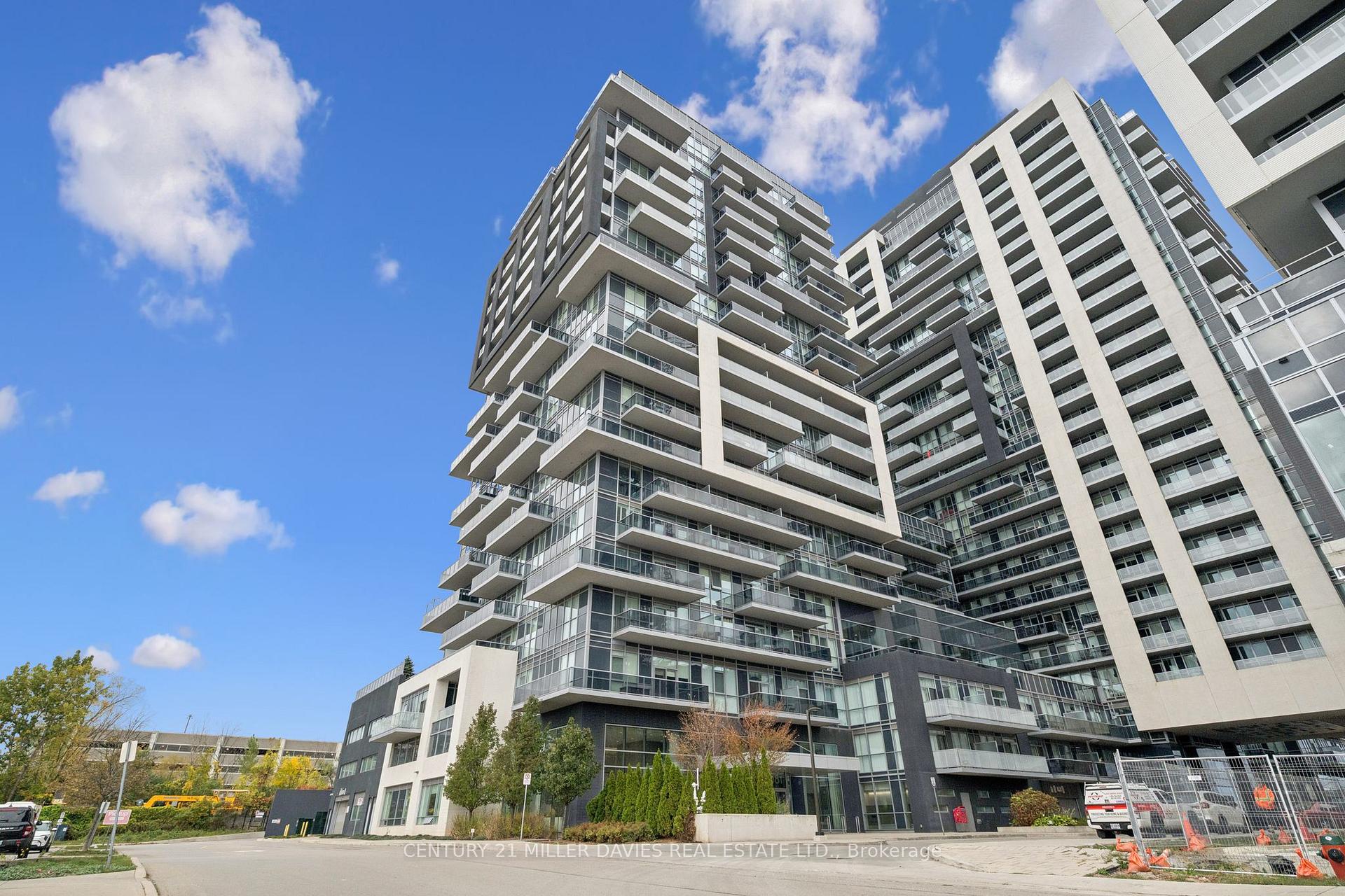 Front of Unit 1101, 2081 Fairview Street