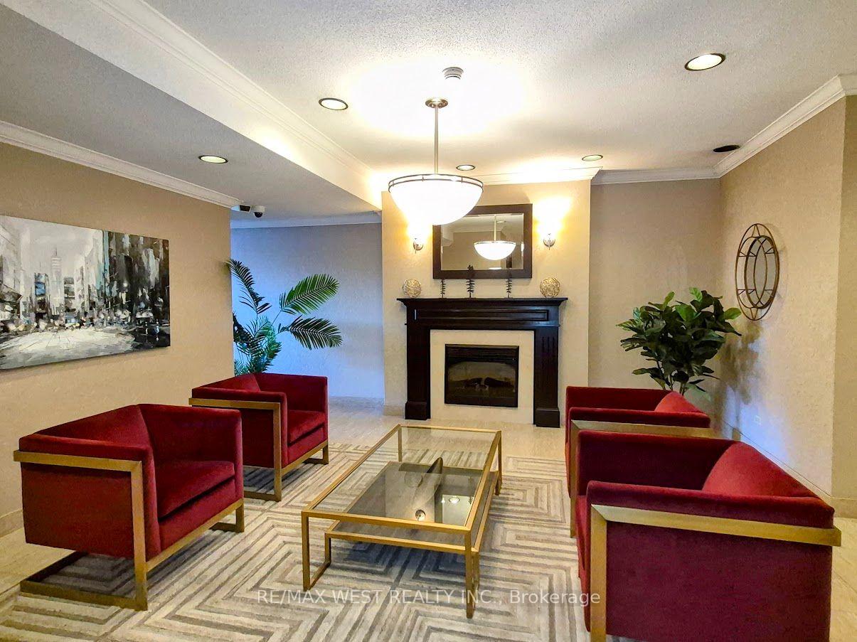 Photo 26 of Unit 802, 250 Scarlett Road, Toronto, Rockcliffe-Smythe — HOMEH