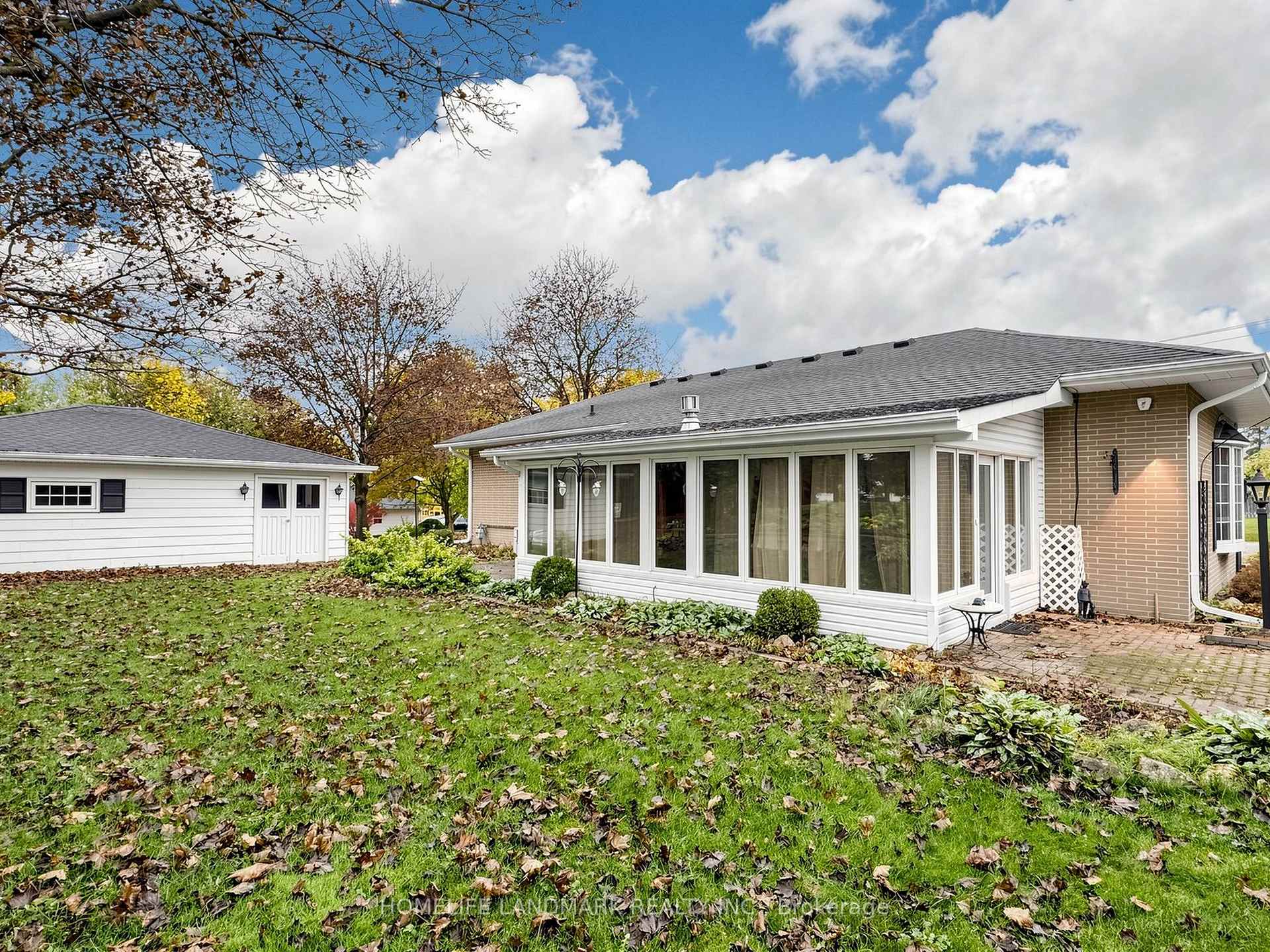 Photo 21 of 85 Patricia Drive, King, King City — HOMEH