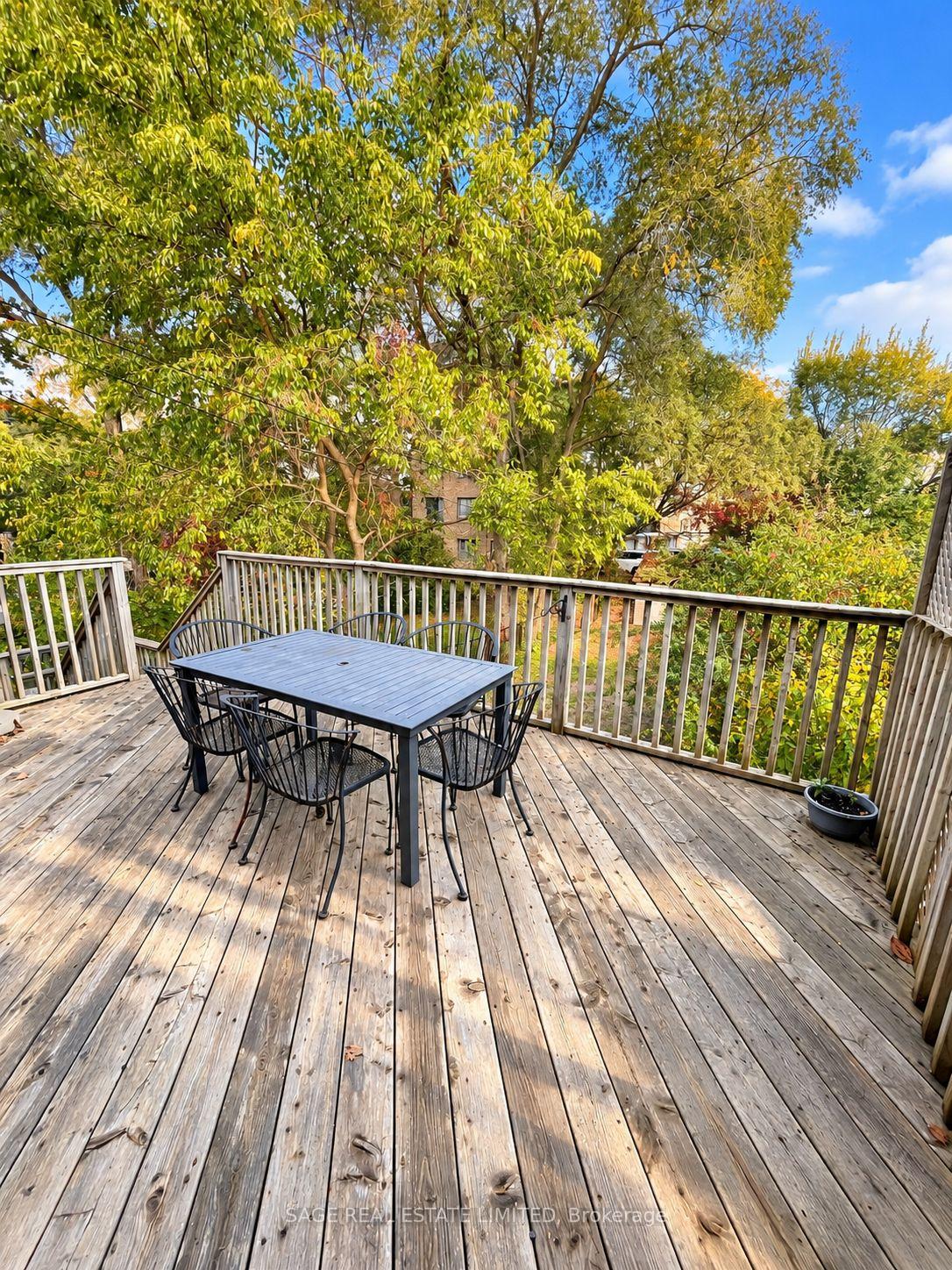 Photo 19 of Unit Upper/Main Unit, 309 Blantyre Avenue, Scarborough, Birchcliffe-Cliffside — HOMEH