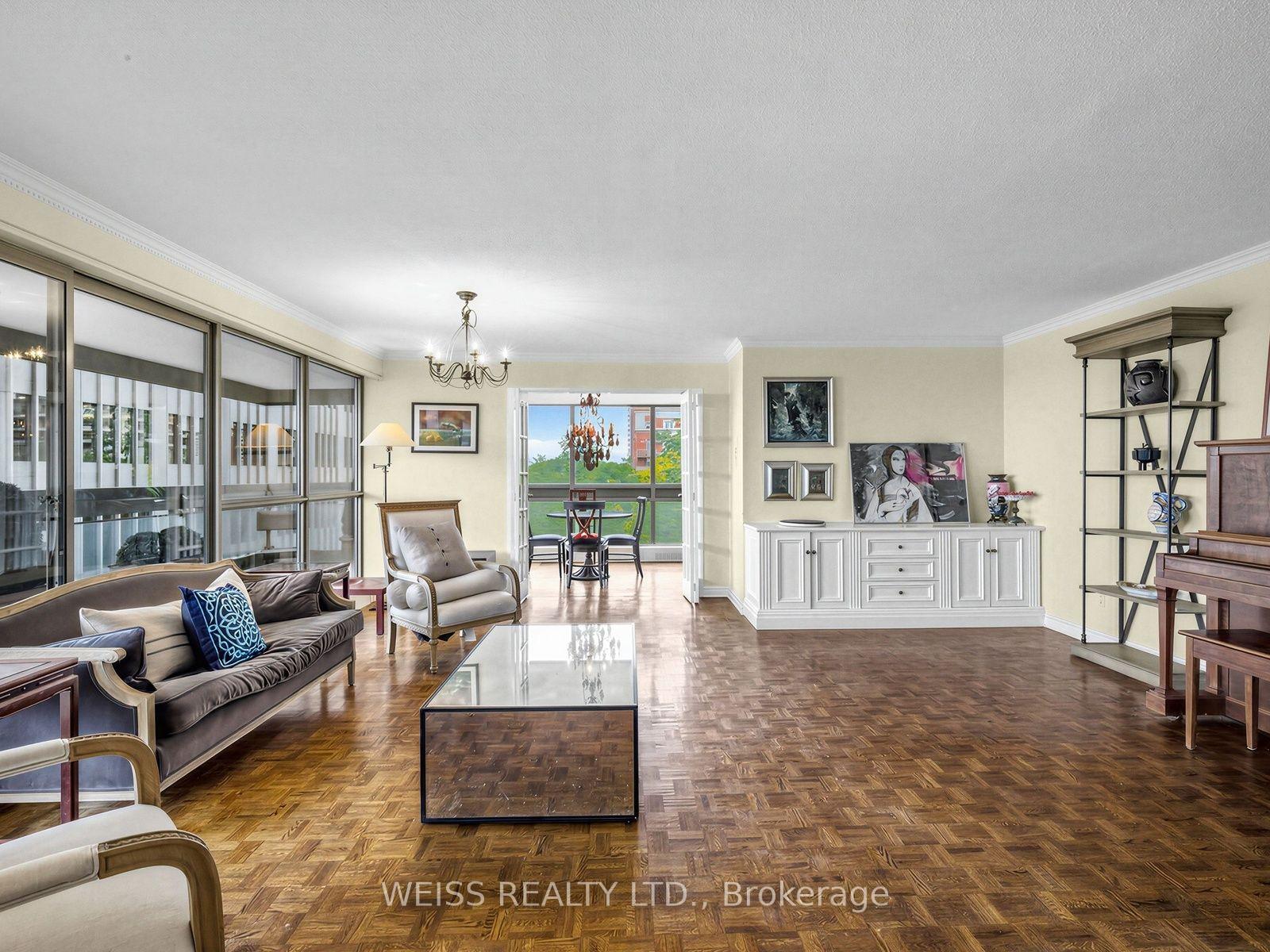 Photo 2 of Unit 903, 63 St. Clair Avenue W, Toronto, Yonge-St. Clair — HOMEH