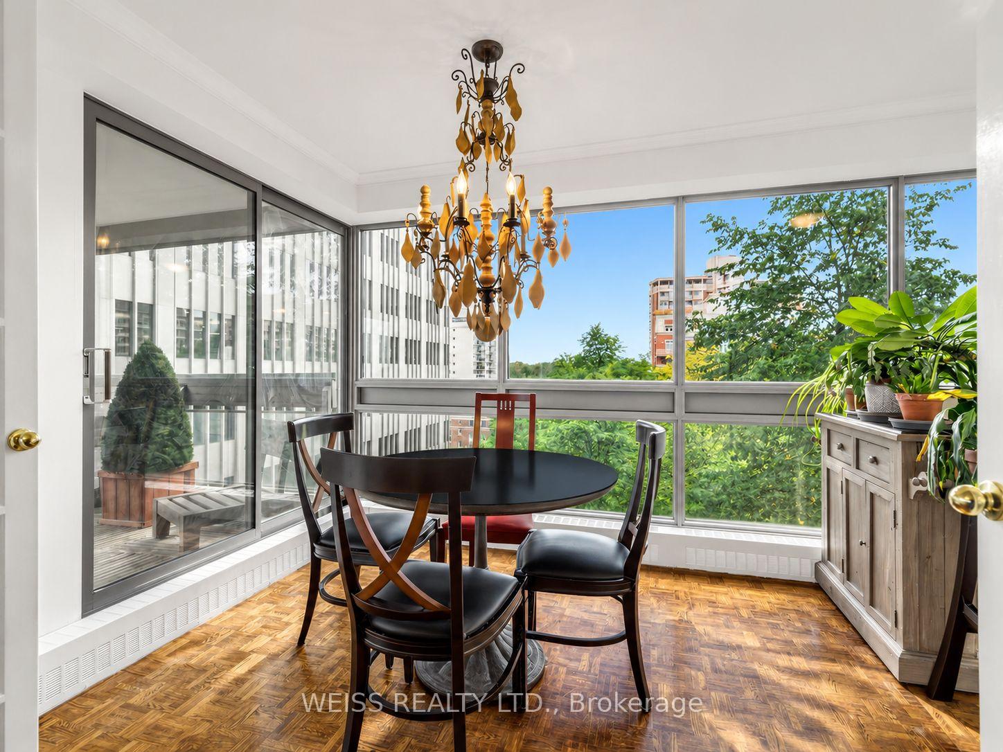 Photo 12 of Unit 903, 63 St. Clair Avenue W, Toronto, Yonge-St. Clair — HOMEH