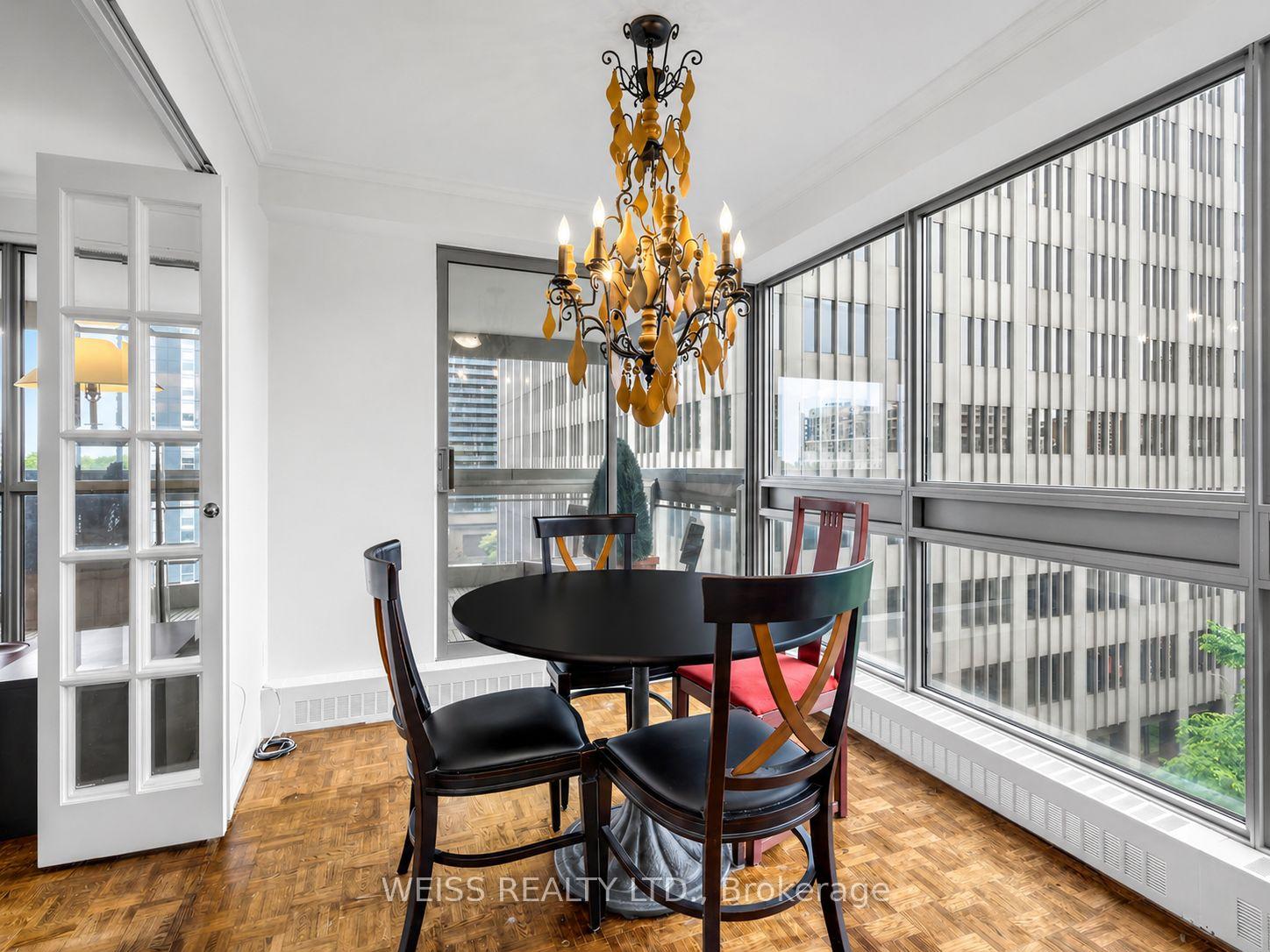 Photo 14 of Unit 903, 63 St. Clair Avenue W, Toronto, Yonge-St. Clair — HOMEH