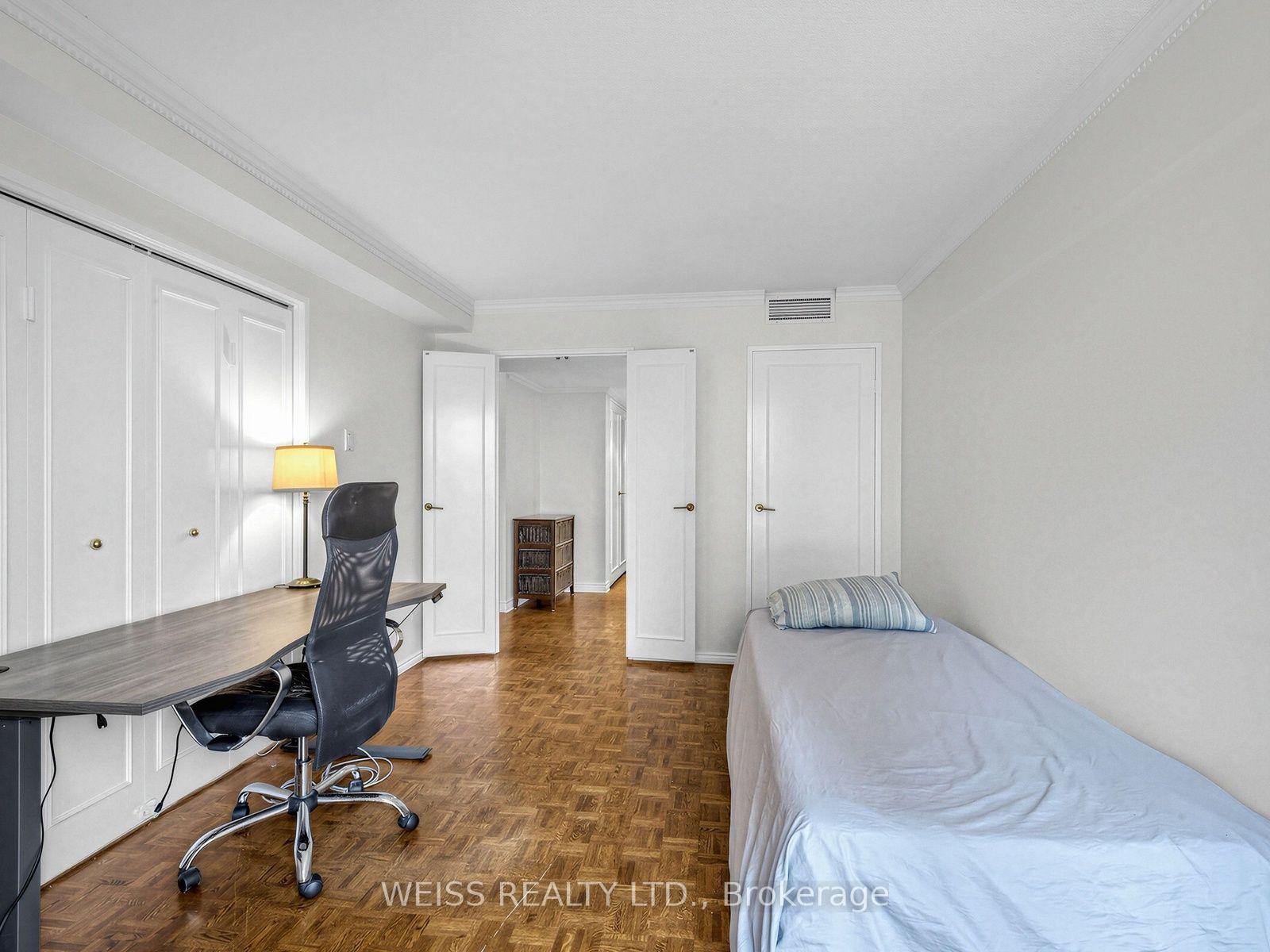 Photo 29 of Unit 903, 63 St. Clair Avenue W, Toronto, Yonge-St. Clair — HOMEH