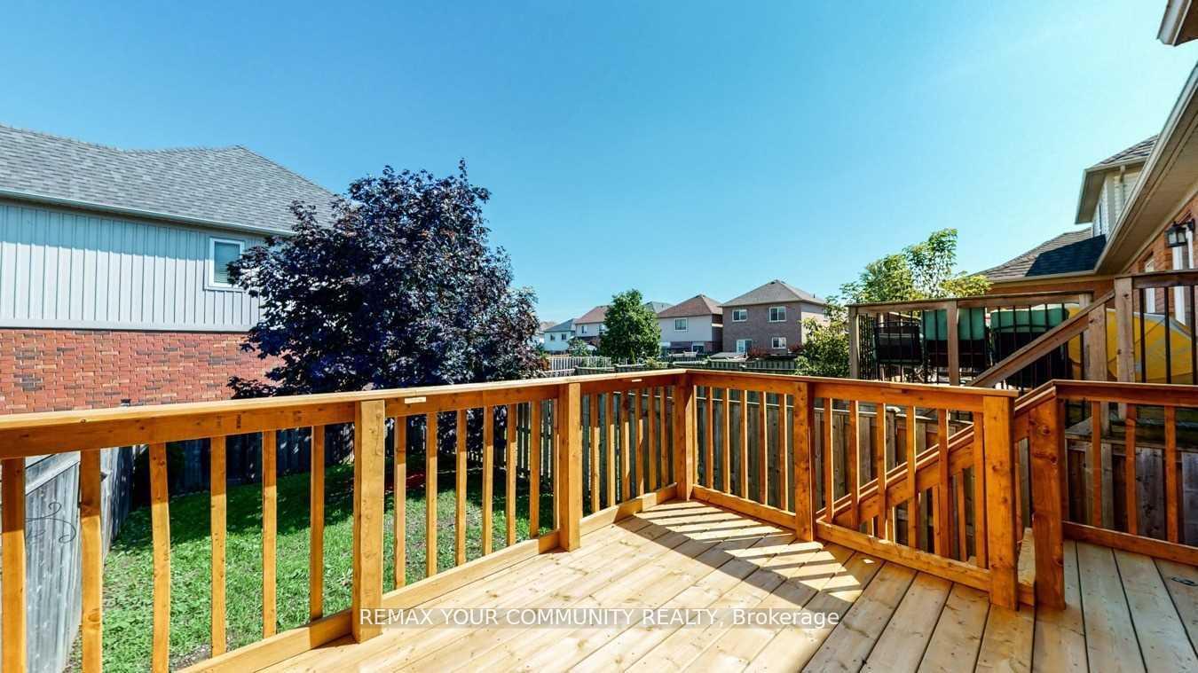 Photo 25 of 143 Cornish Drive E, Clarington, Courtice — HOMEH