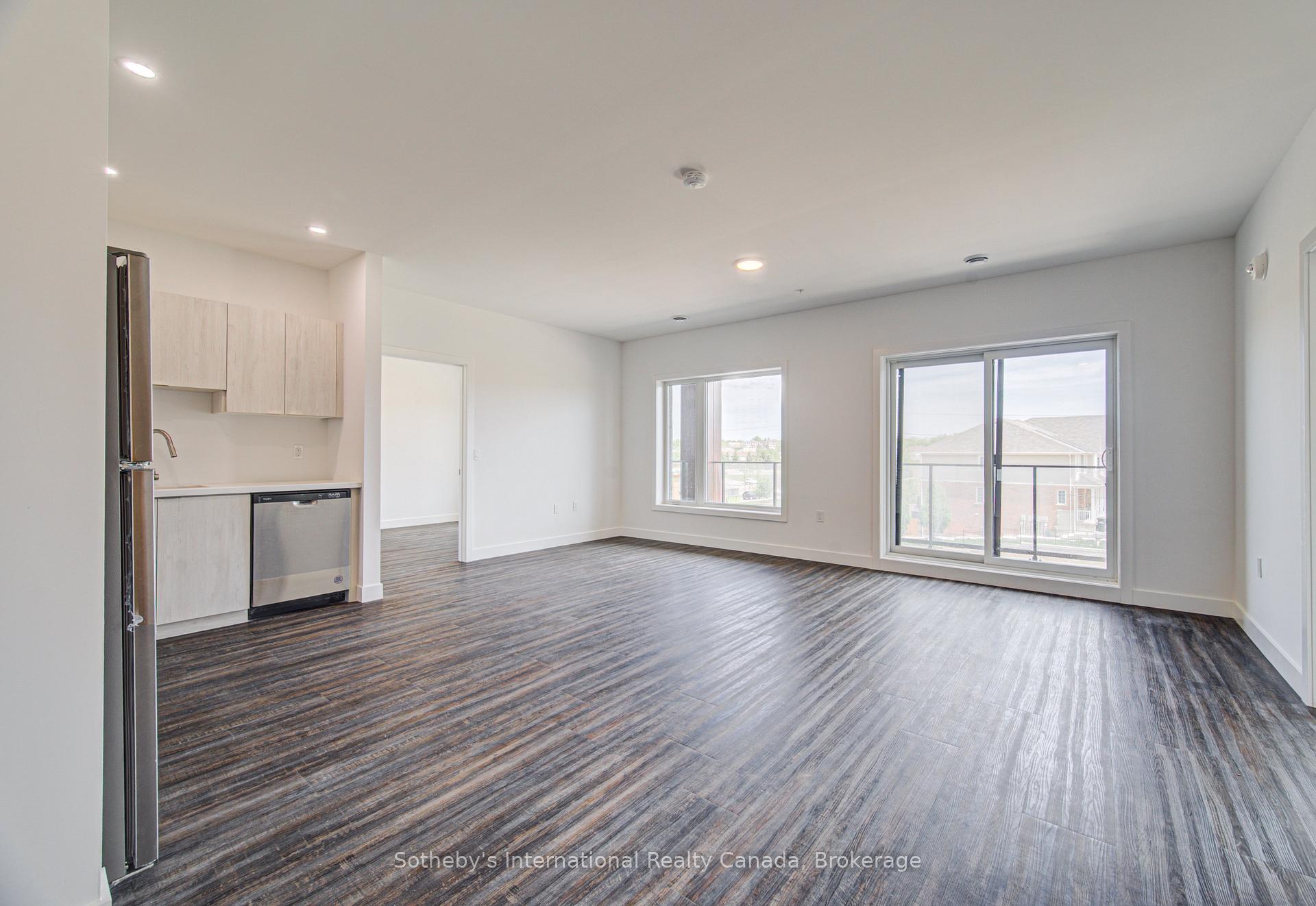 Photo 5 of Unit 402, 408 Dundas Street S, Cambridge, Christopher-Champlain — HOMEH