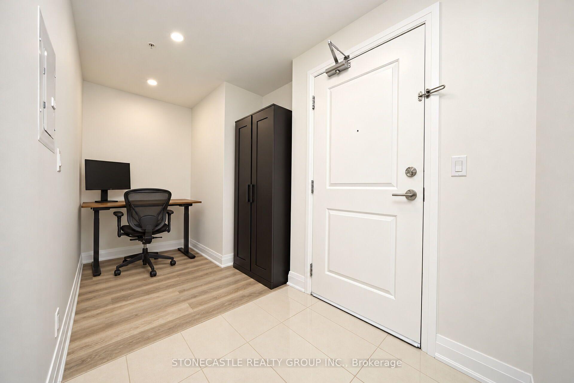 Photo 7 of Unit 920, 12 Woodstream Boulevard, Vaughan, Vaughan Grove — HOMEH