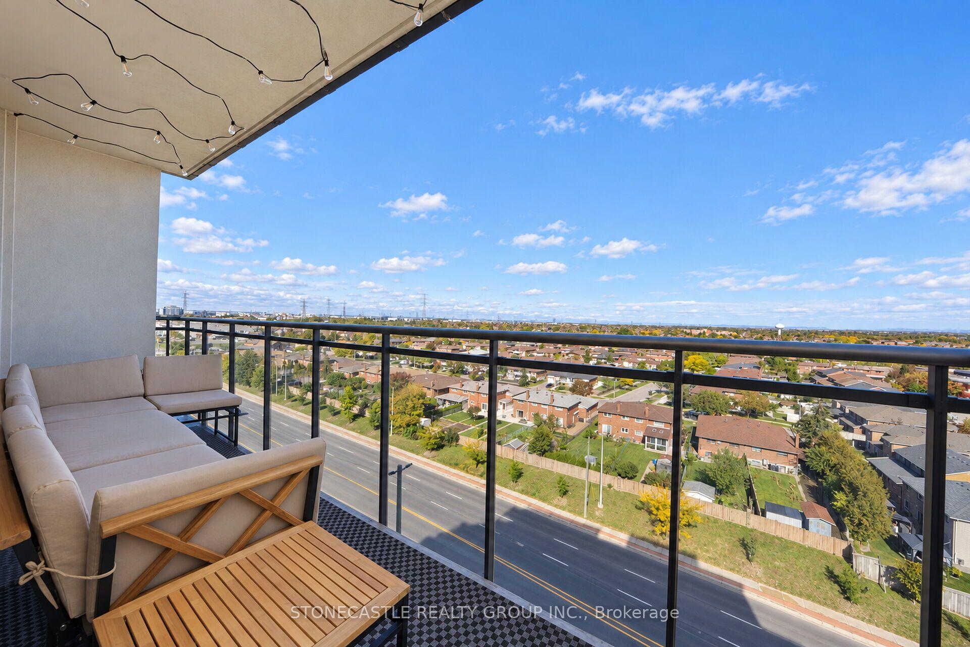 Photo 22 of Unit 920, 12 Woodstream Boulevard, Vaughan, Vaughan Grove — HOMEH