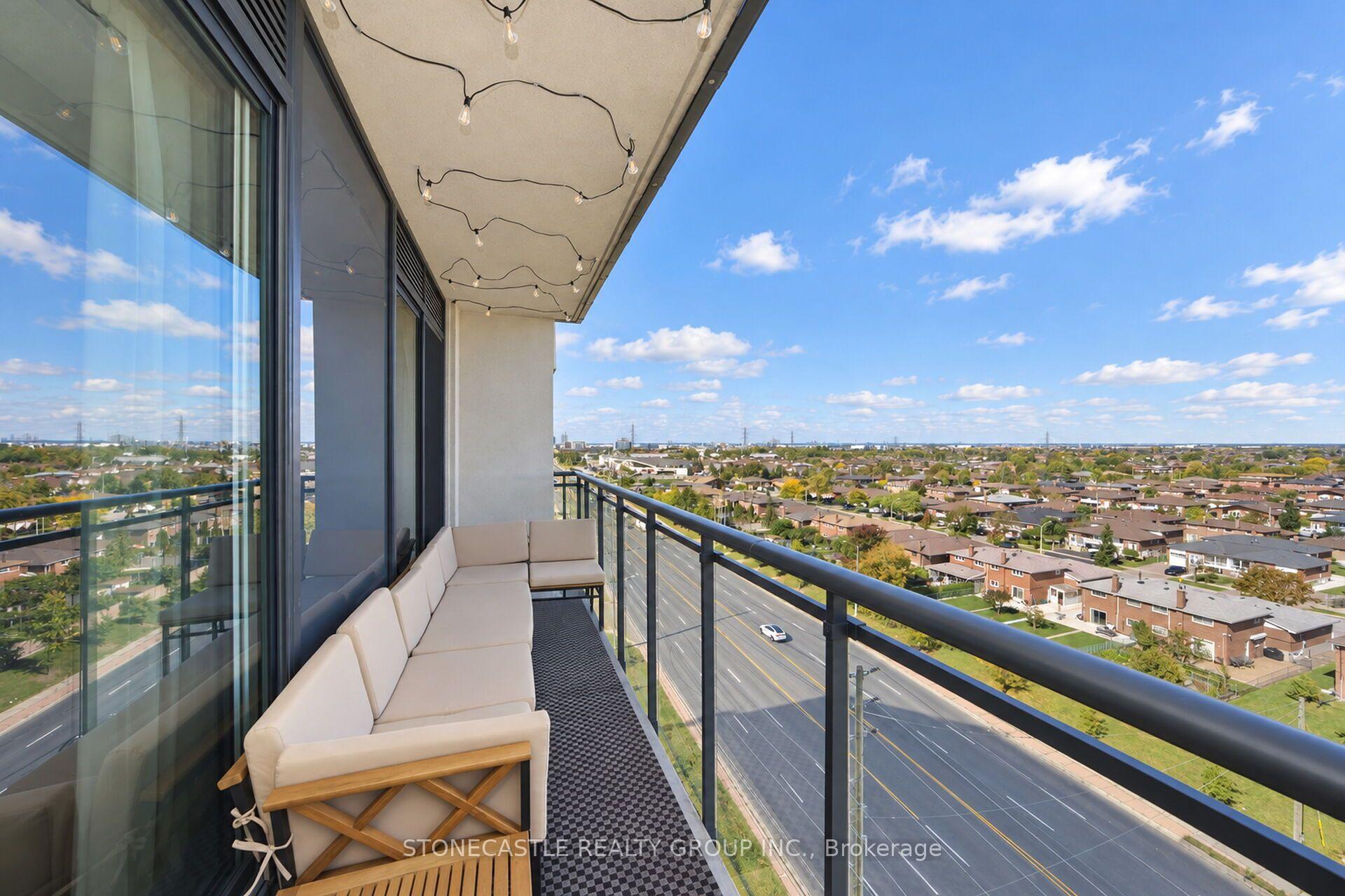 Photo 23 of Unit 920, 12 Woodstream Boulevard, Vaughan, Vaughan Grove — HOMEH