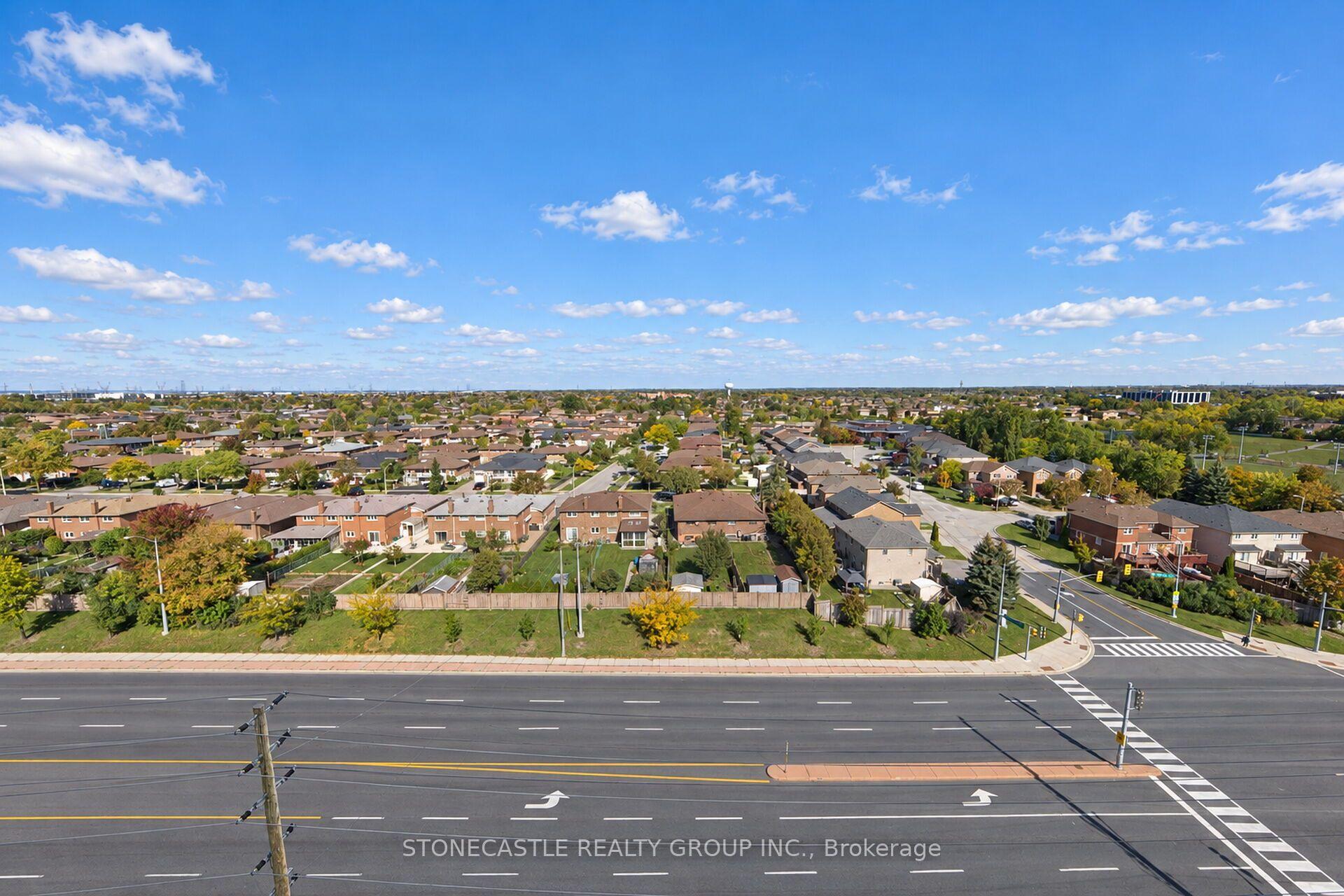Photo 25 of Unit 920, 12 Woodstream Boulevard, Vaughan, Vaughan Grove — HOMEH