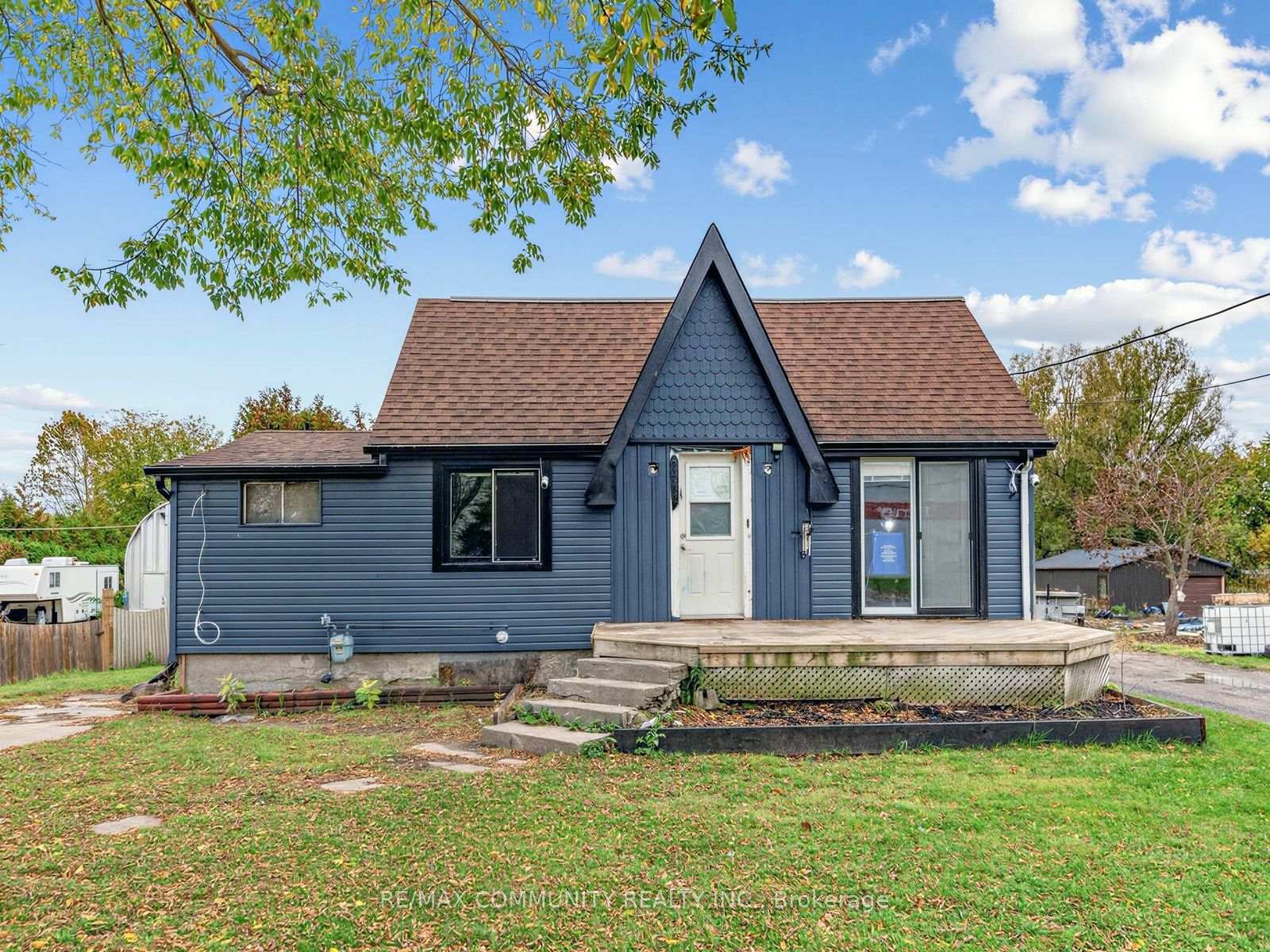 Photo 1 of 2444 Rundle Abbey, Clarington, Bowmanville — HOMEH