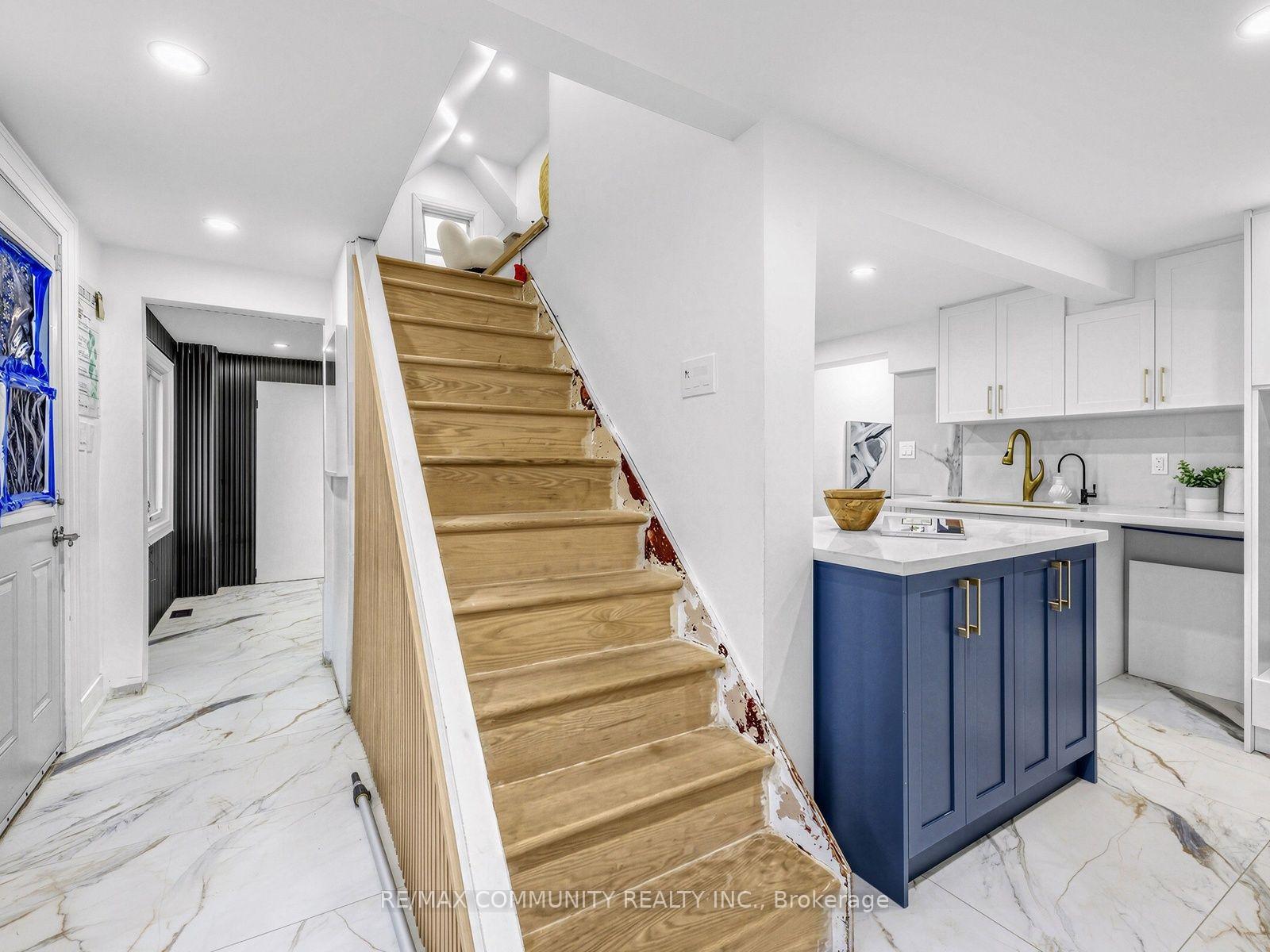 Photo 15 of 2444 Rundle Abbey, Clarington, Bowmanville — HOMEH