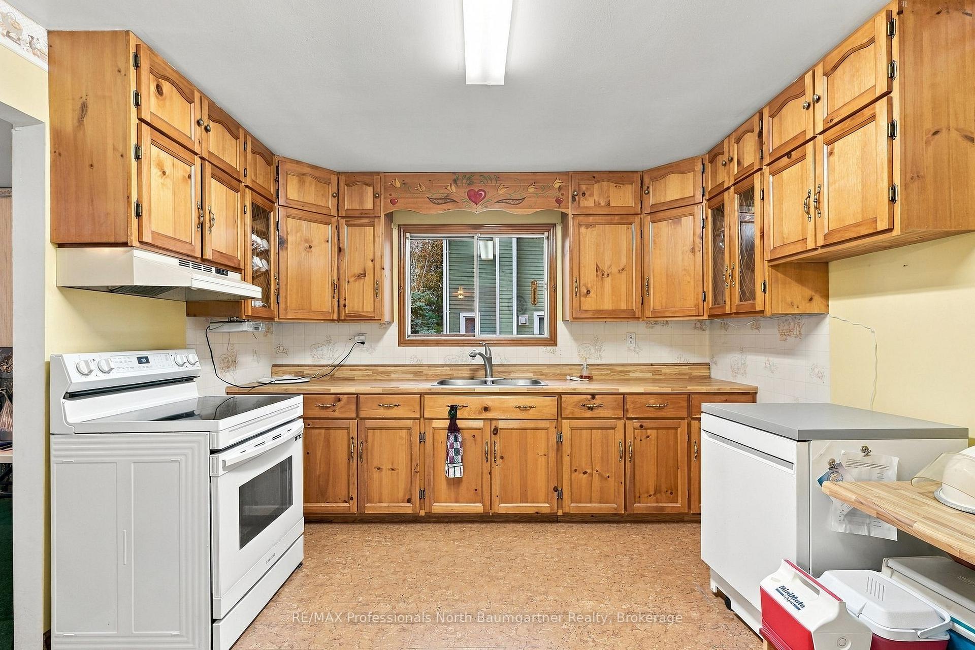 Photo 6 of 1281 Eagle Lake Road, Dysart et al, Guilford — HOMEH