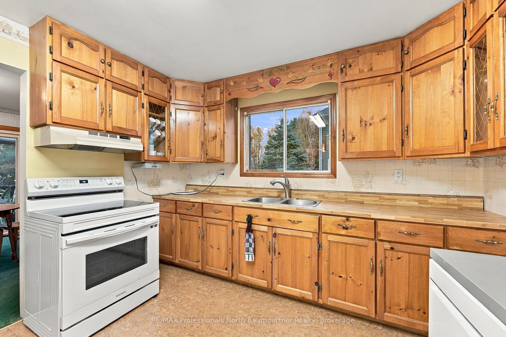 Photo 7 of 1281 Eagle Lake Road, Dysart et al, Guilford — HOMEH