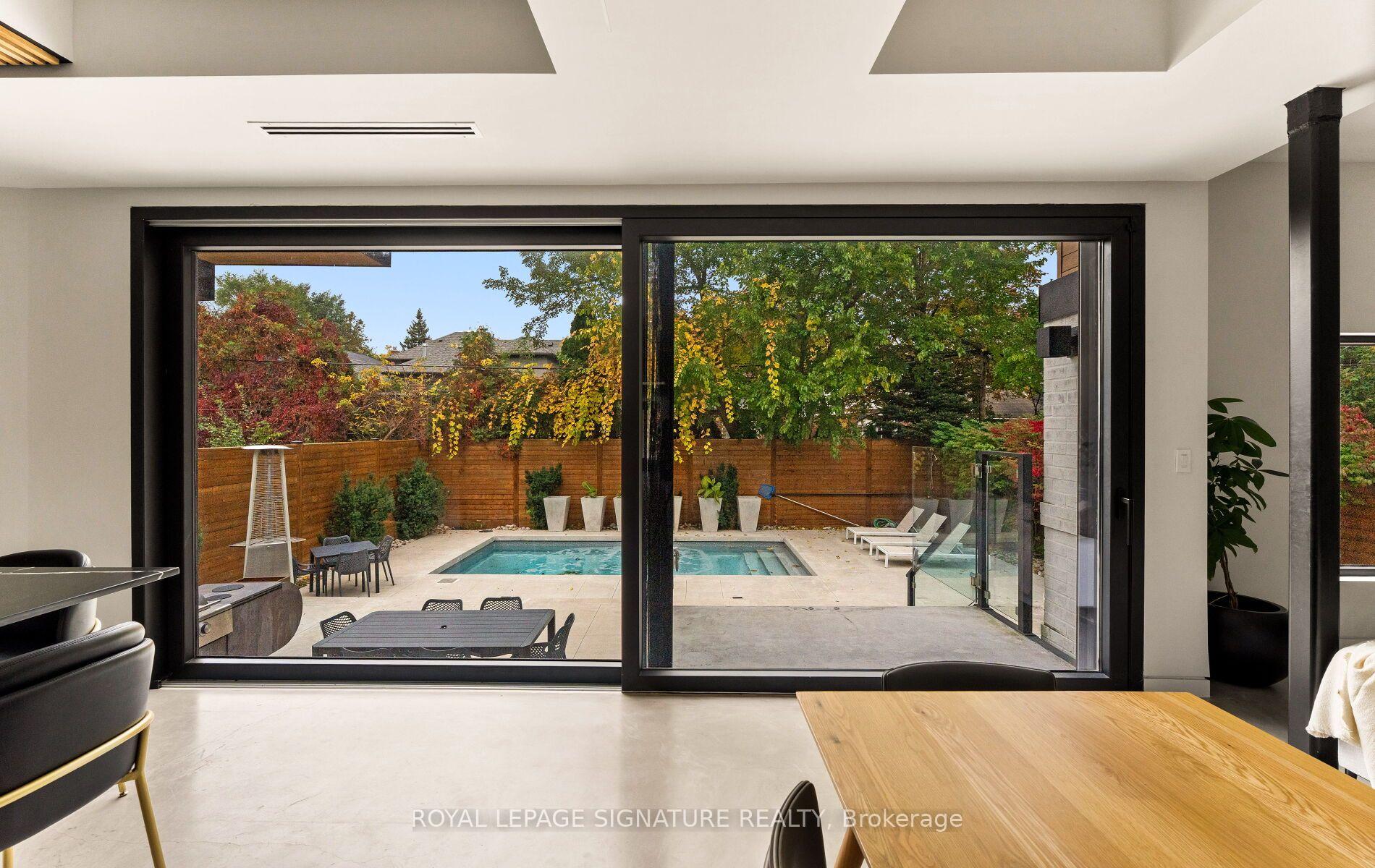 Photo 22 of 25 Eagle Road, Etobicoke, Stonegate-Queensway — HOMEH
