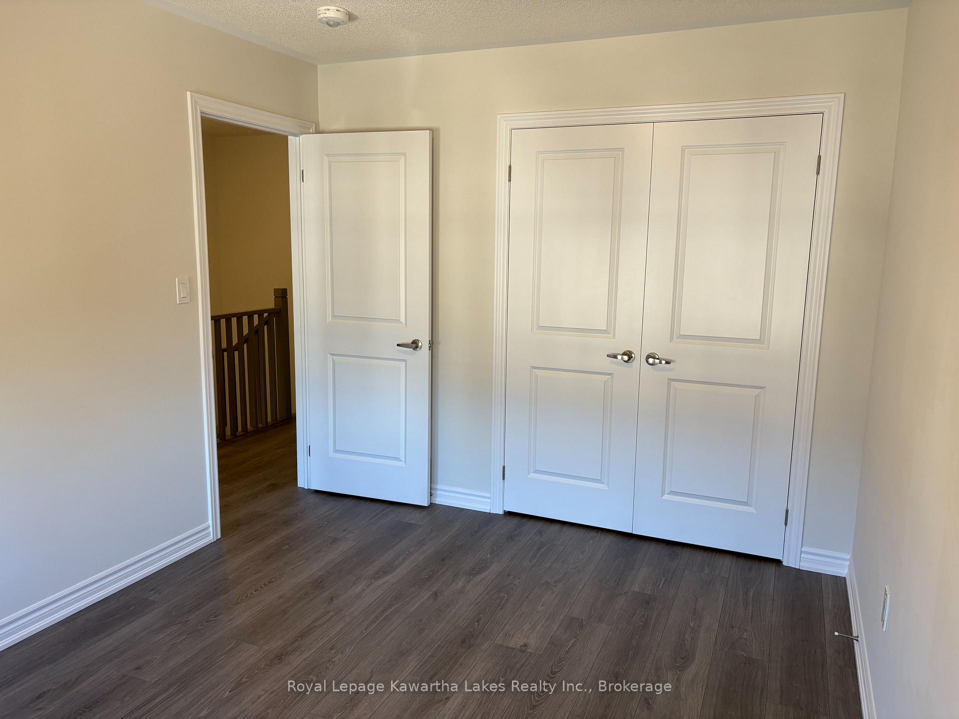 Photo 16 of 28 Ingle Way, Kawartha Lakes, Lindsay — HOMEH