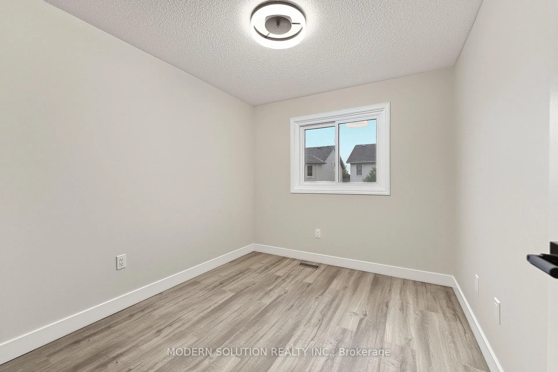 Photo 27 of Unit 23, 386 Highland Road W, Hamilton, Stoney Creek — HOMEH