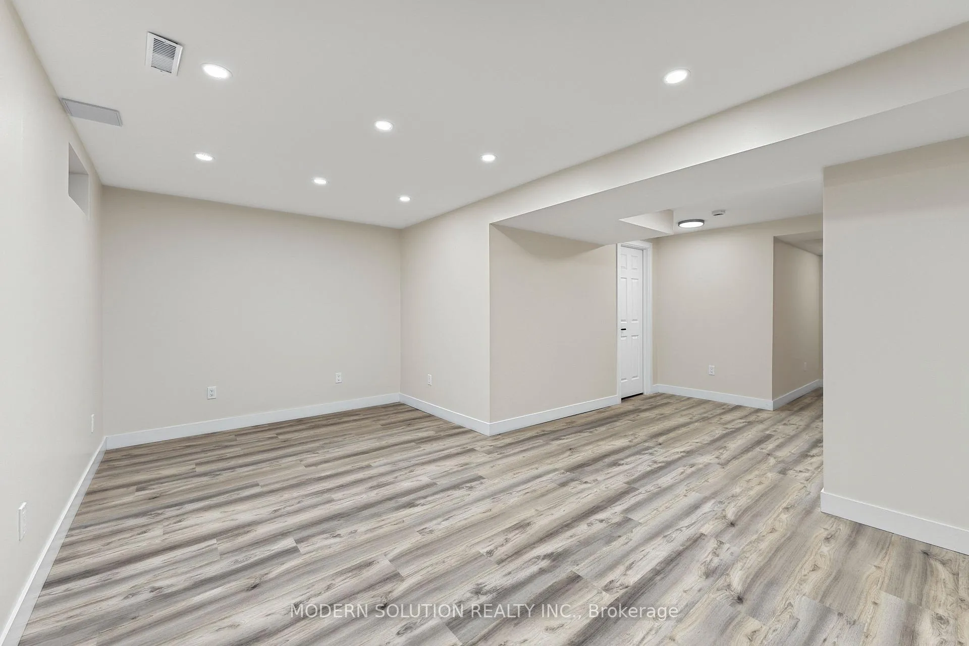 Photo 38 of Unit 23, 386 Highland Road W, Hamilton, Stoney Creek — HOMEH