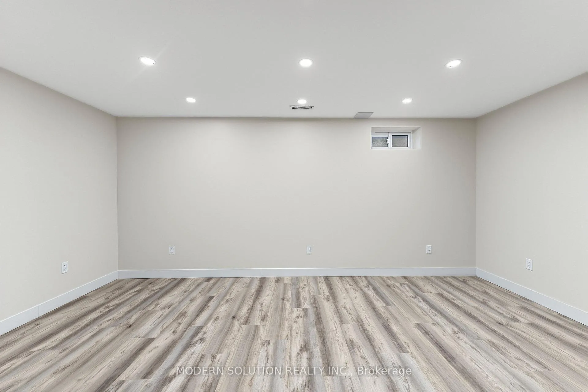 Photo 39 of Unit 23, 386 Highland Road W, Hamilton, Stoney Creek — HOMEH