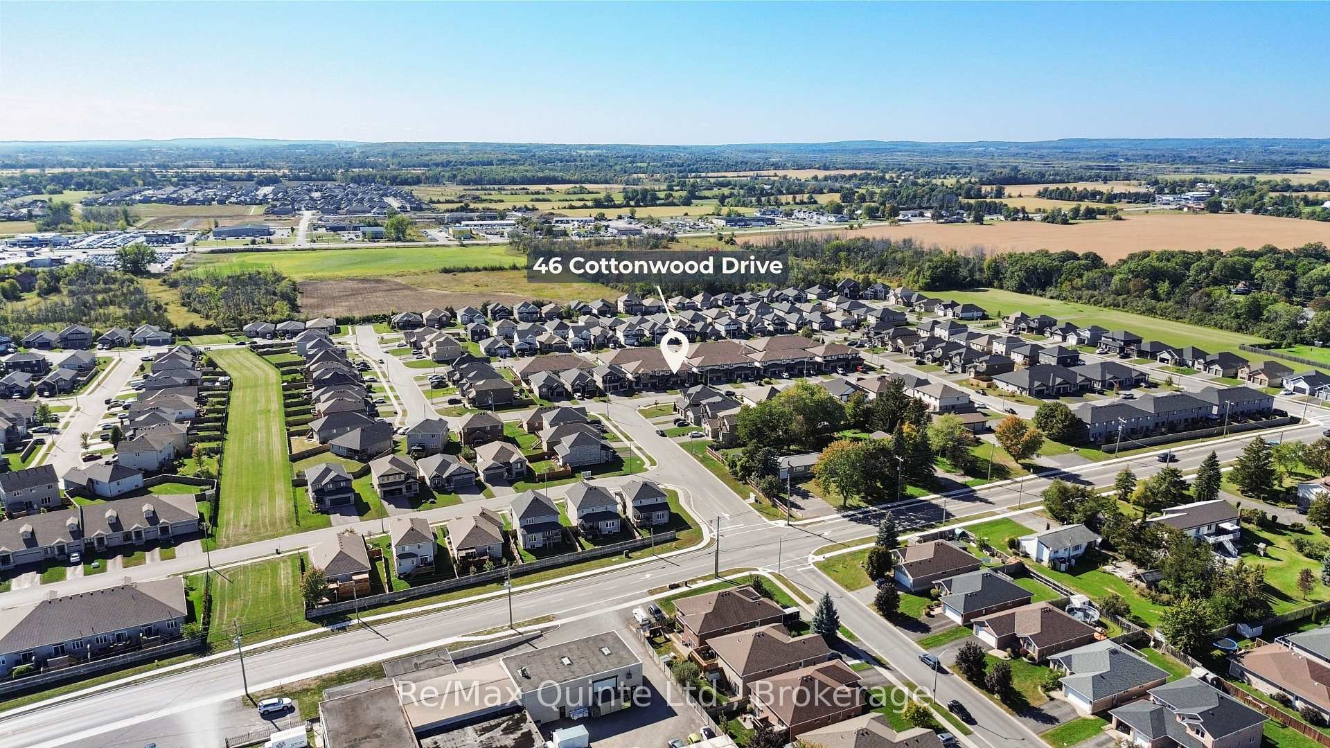 Photo 2 of 46 Cottonwood Drive, Belleville, Thurlow Ward — HOMEH