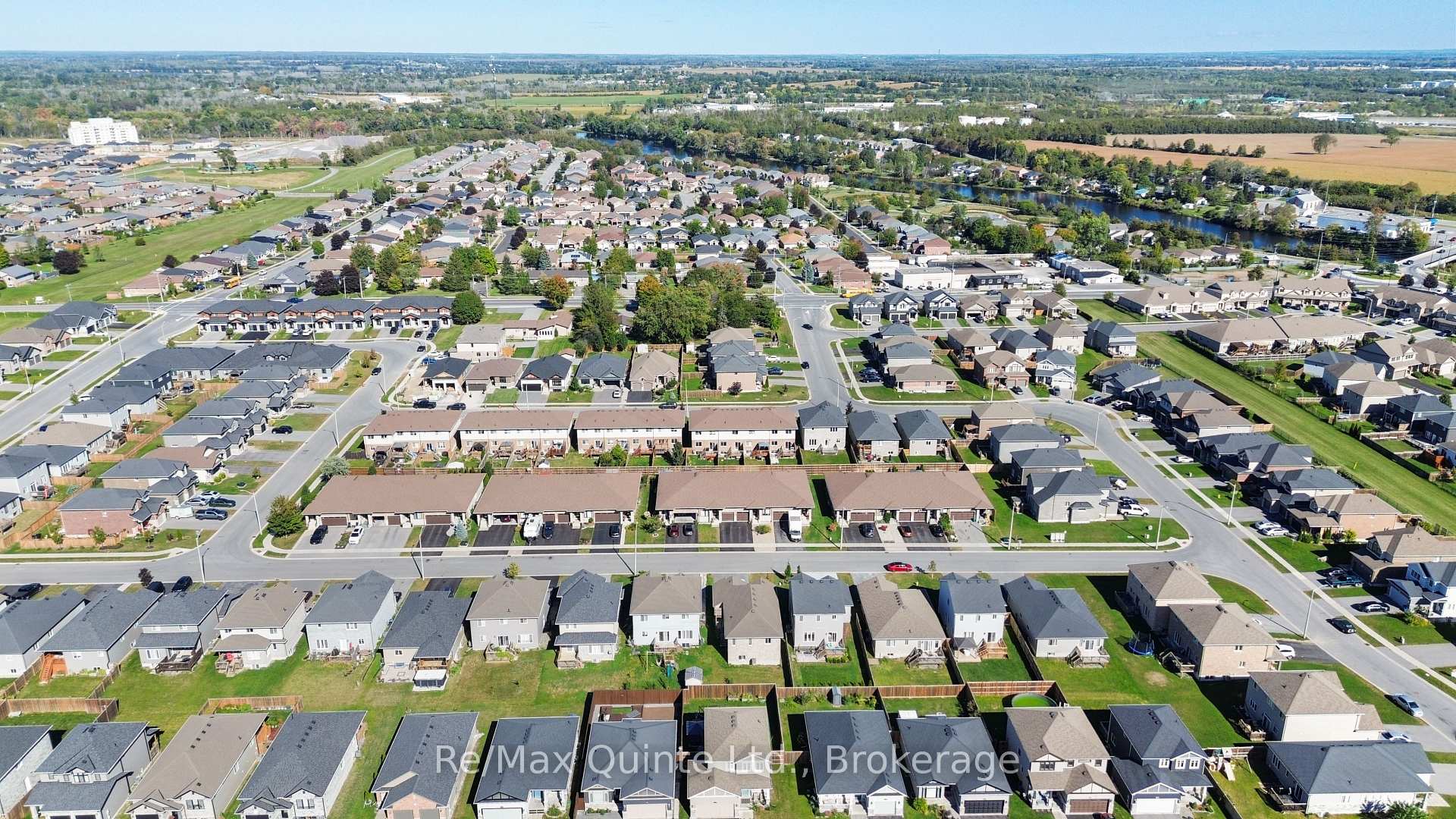 Photo 8 of 46 Cottonwood Drive, Belleville, Thurlow Ward — HOMEH