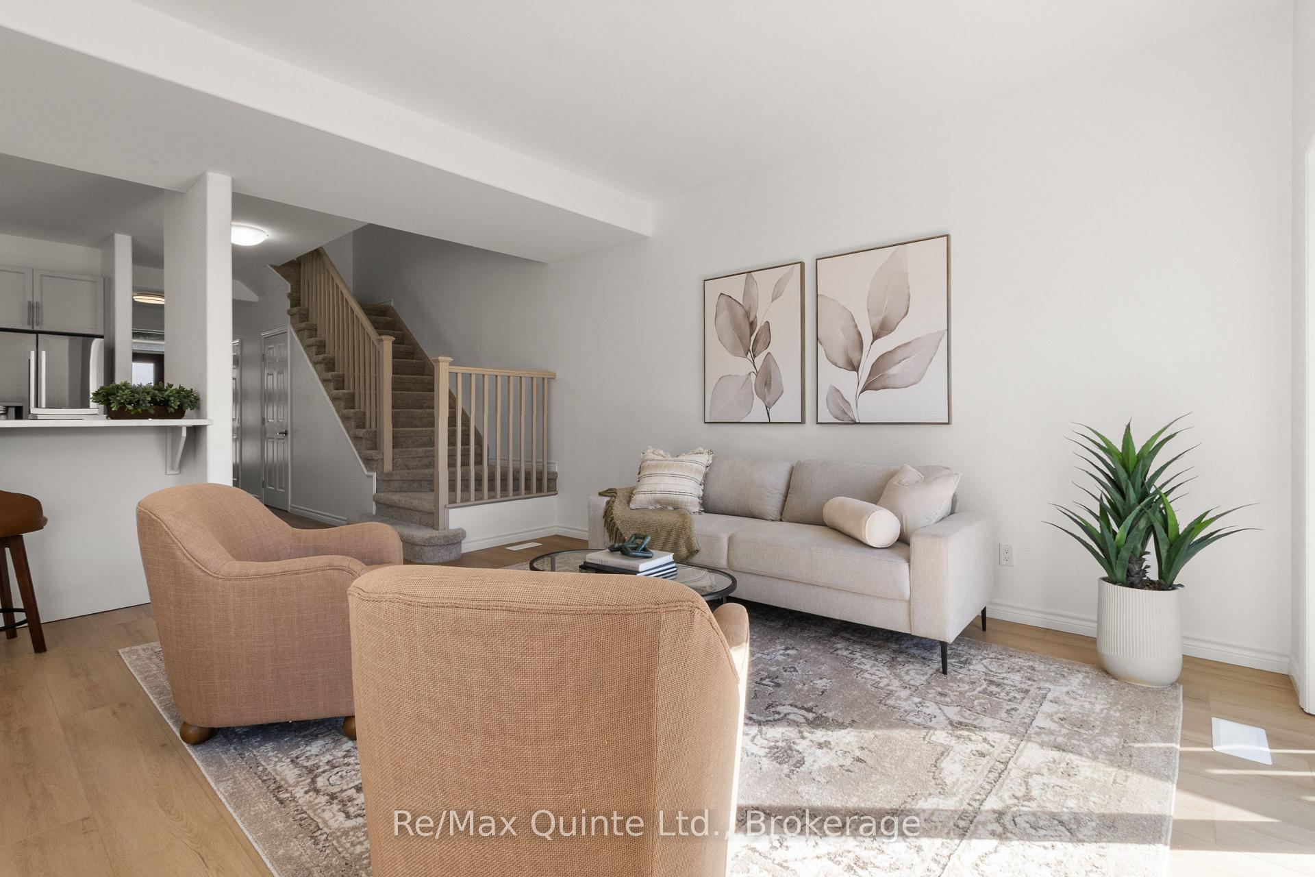 Photo 14 of 46 Cottonwood Drive, Belleville, Thurlow Ward — HOMEH