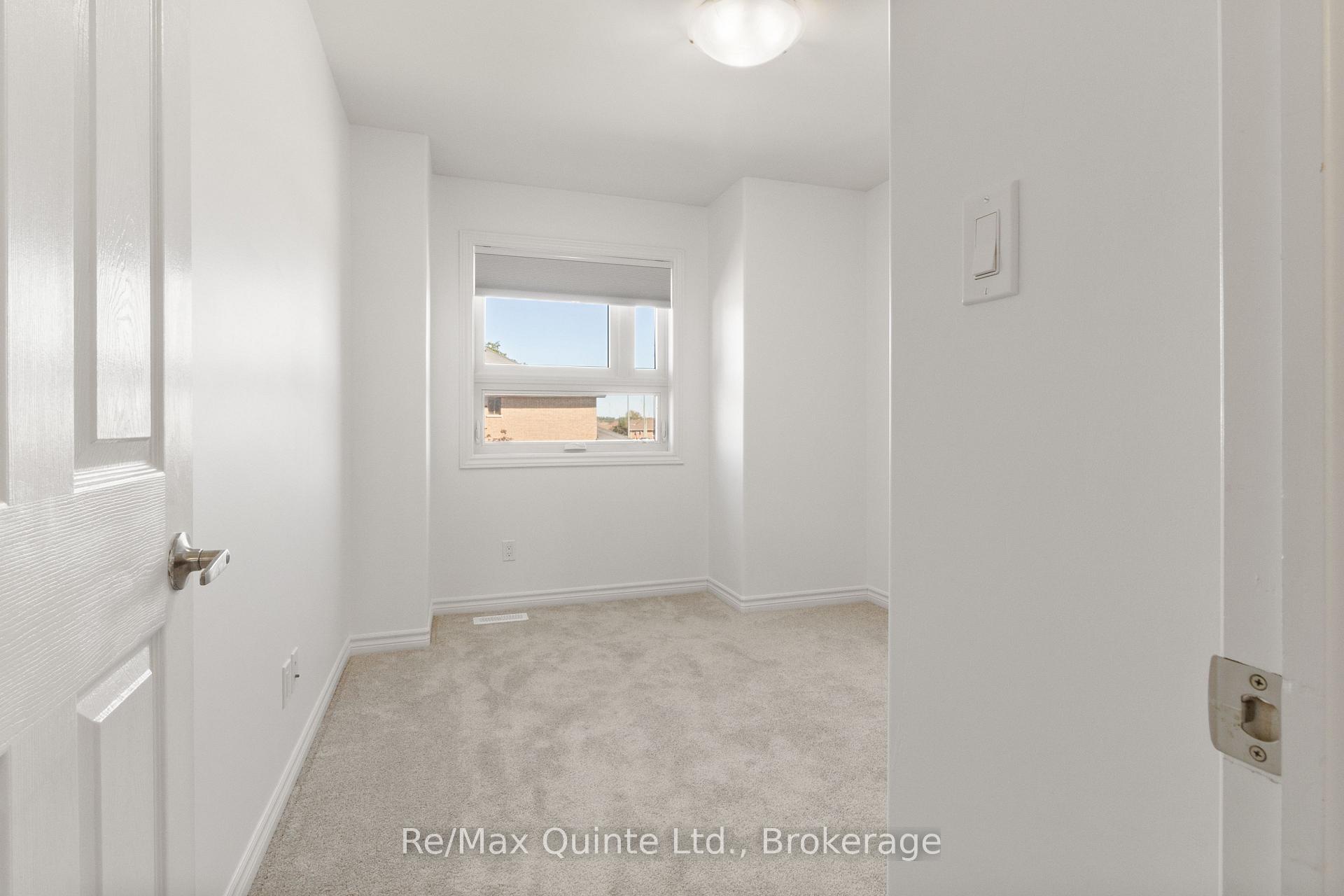 Photo 39 of 46 Cottonwood Drive, Belleville, Thurlow Ward — HOMEH