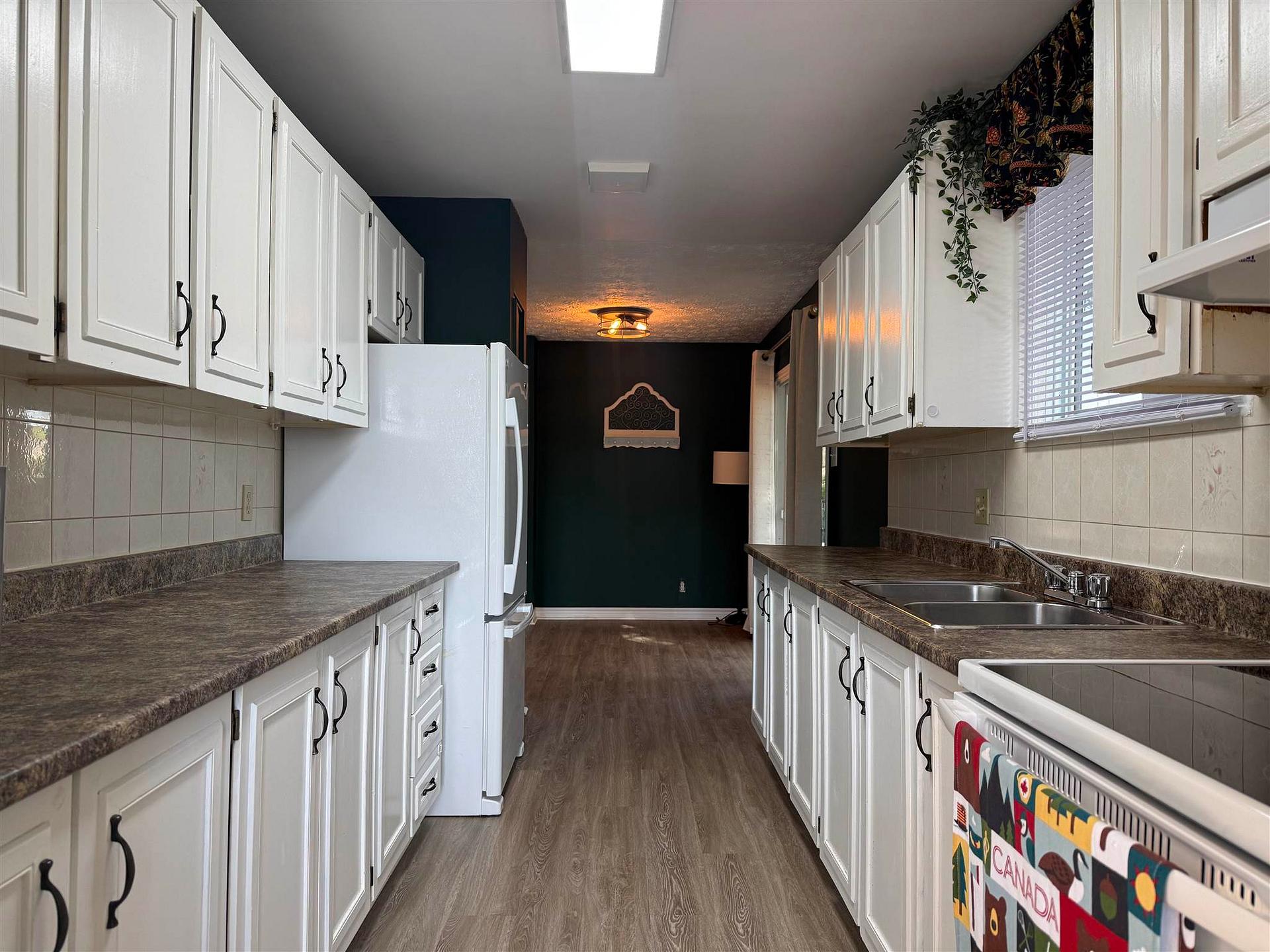 Photo 6 of 2 Farrell Crescent, Elliot Lake — HOMEH