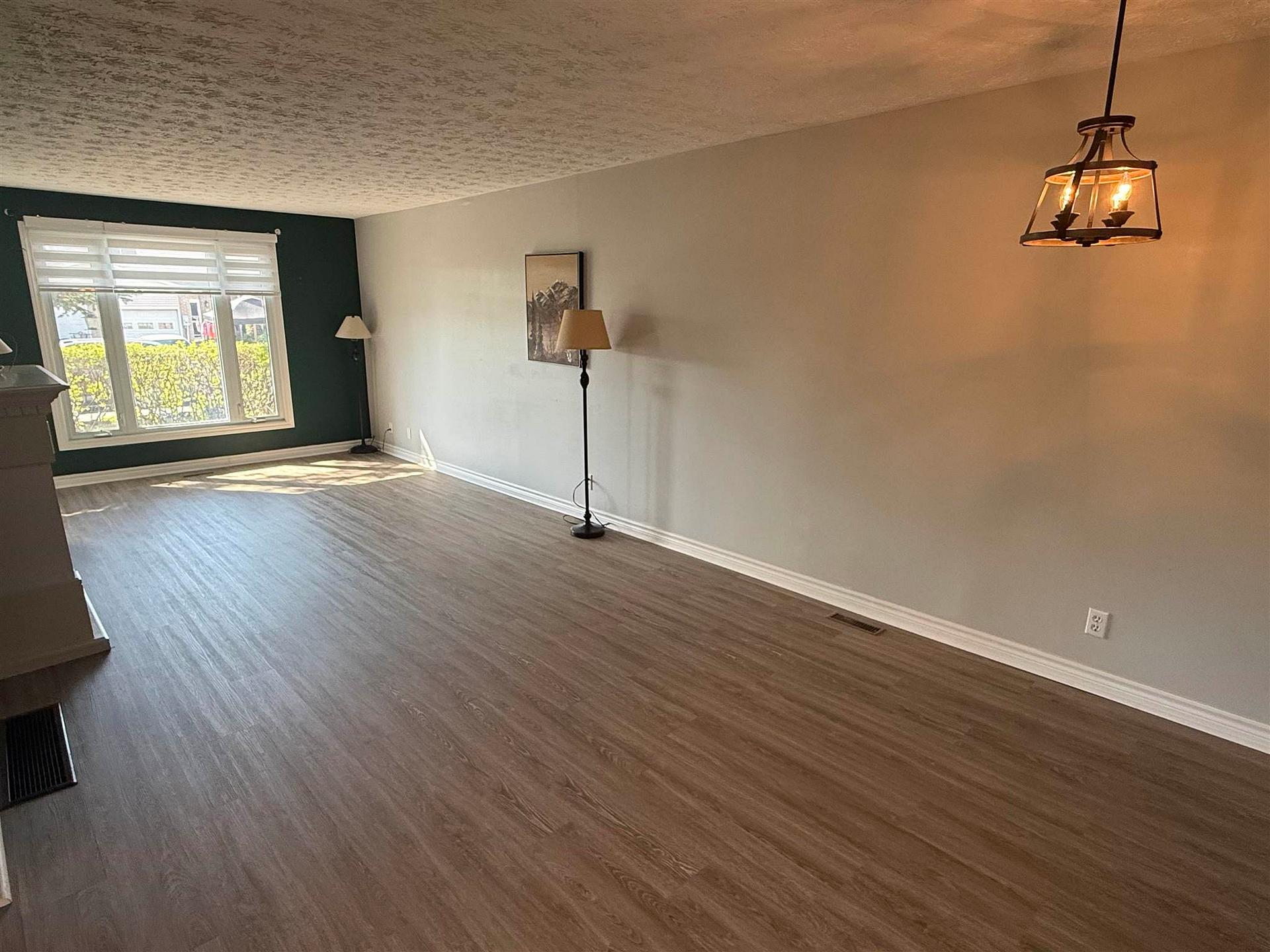Photo 12 of 2 Farrell Crescent, Elliot Lake — HOMEH