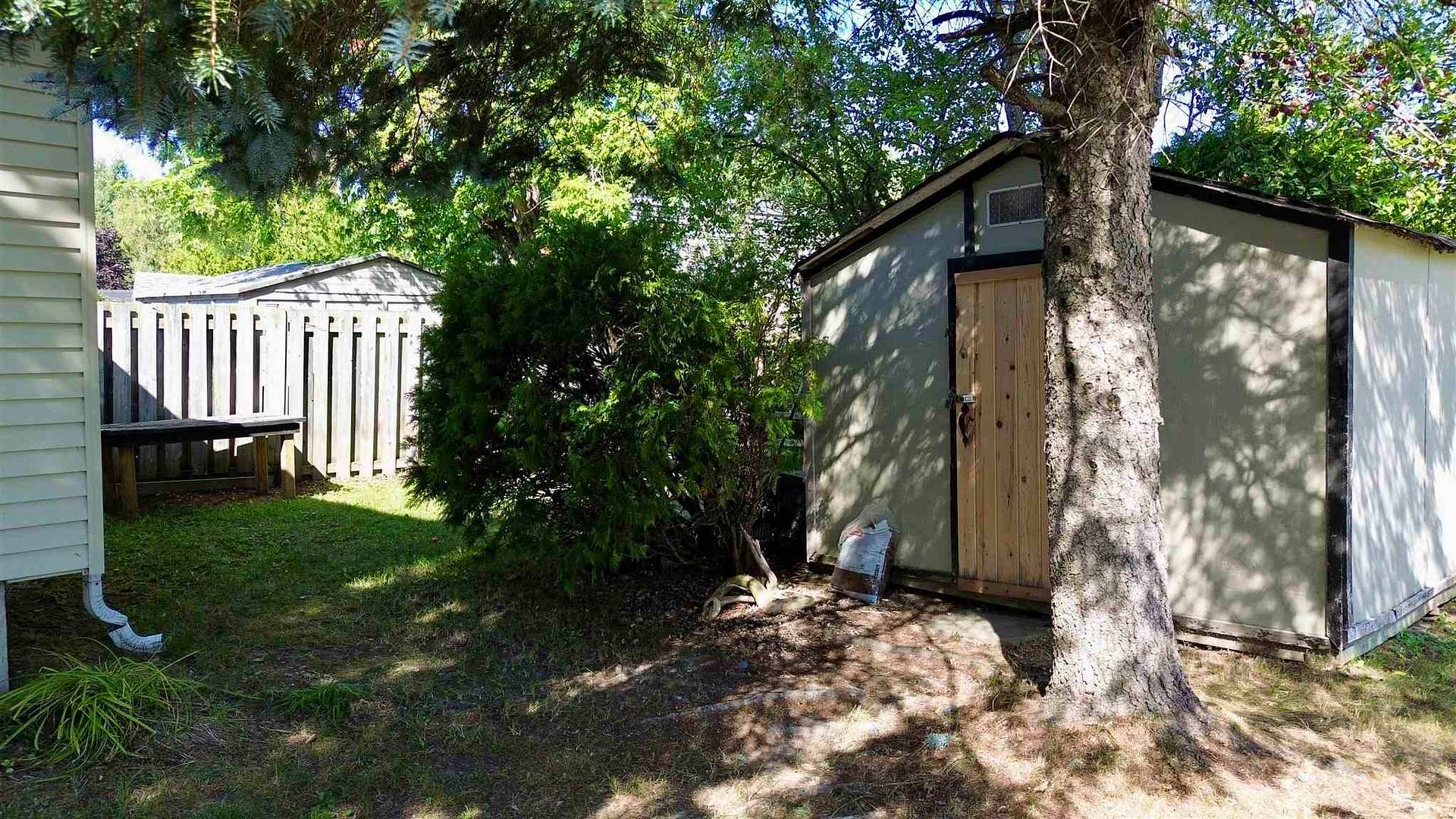 Photo 33 of 2 Farrell Crescent, Elliot Lake — HOMEH