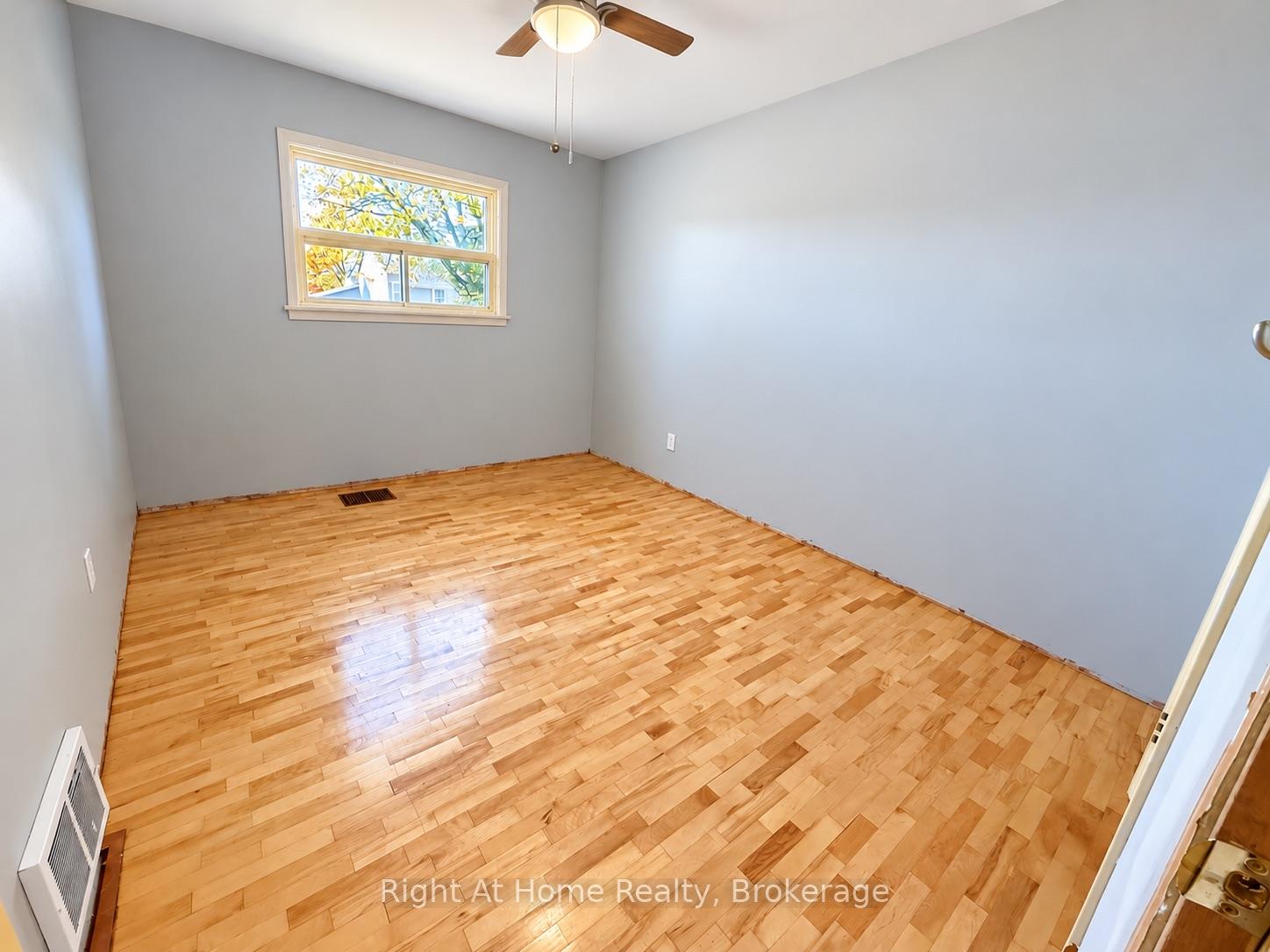 Photo 7 of 145 Kenogami Avenue S, Thunder Bay, West End — HOMEH