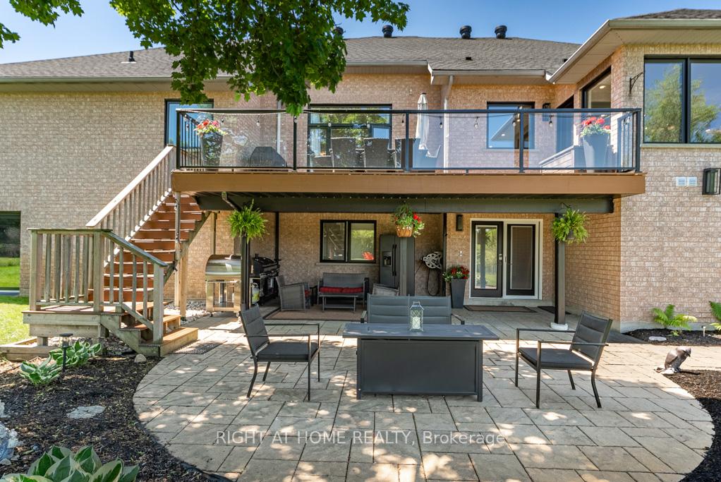 Photo 47 of 11 Settlers Court, Puslinch, Morriston — HOMEH
