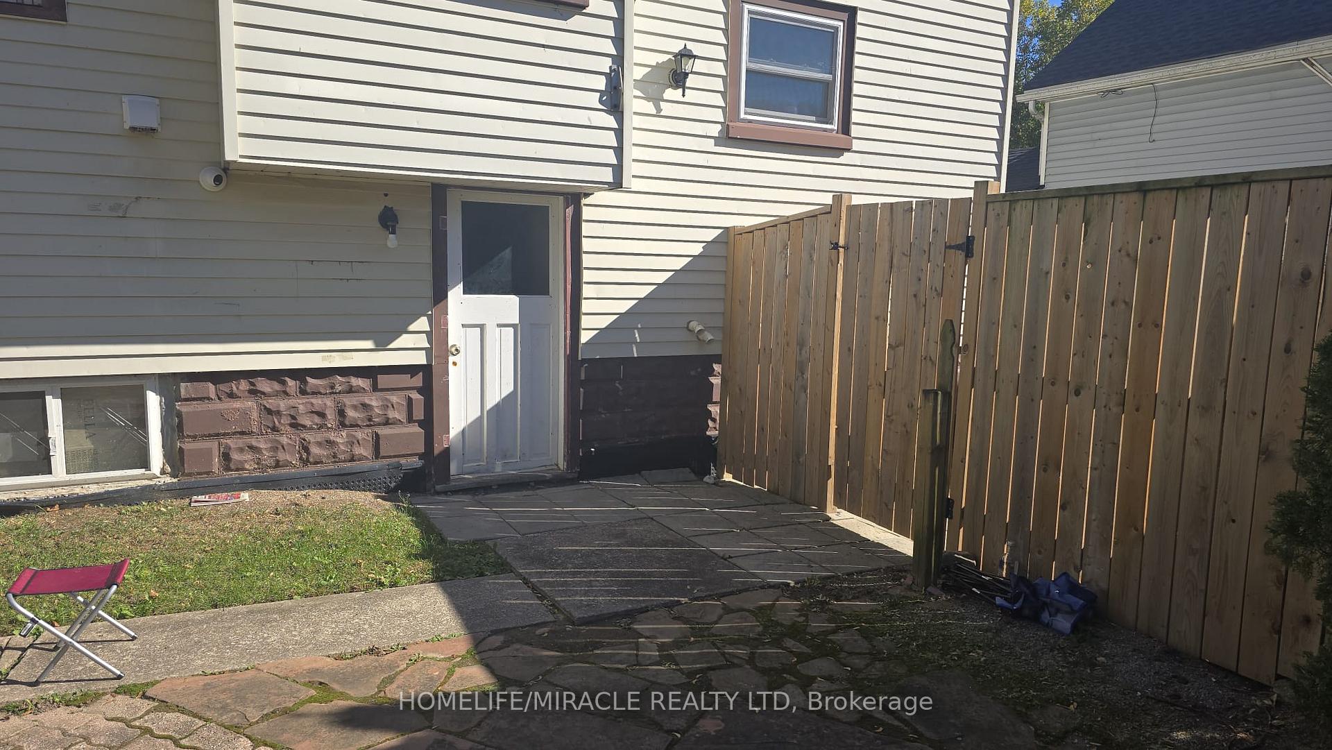 Photo 7 of 4364 Bampfield Street, Niagara Falls, Downtown — HOMEH