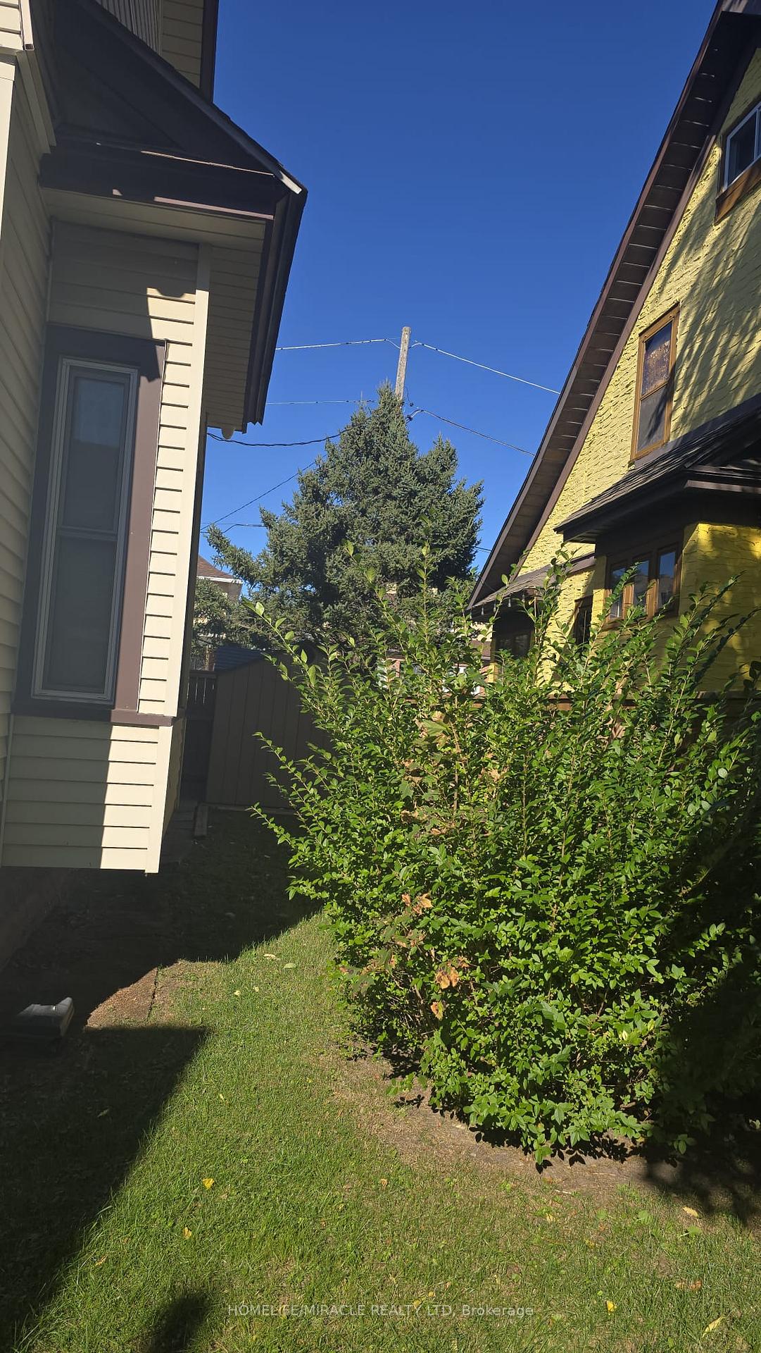 Photo 17 of 4364 Bampfield Street, Niagara Falls, Downtown — HOMEH