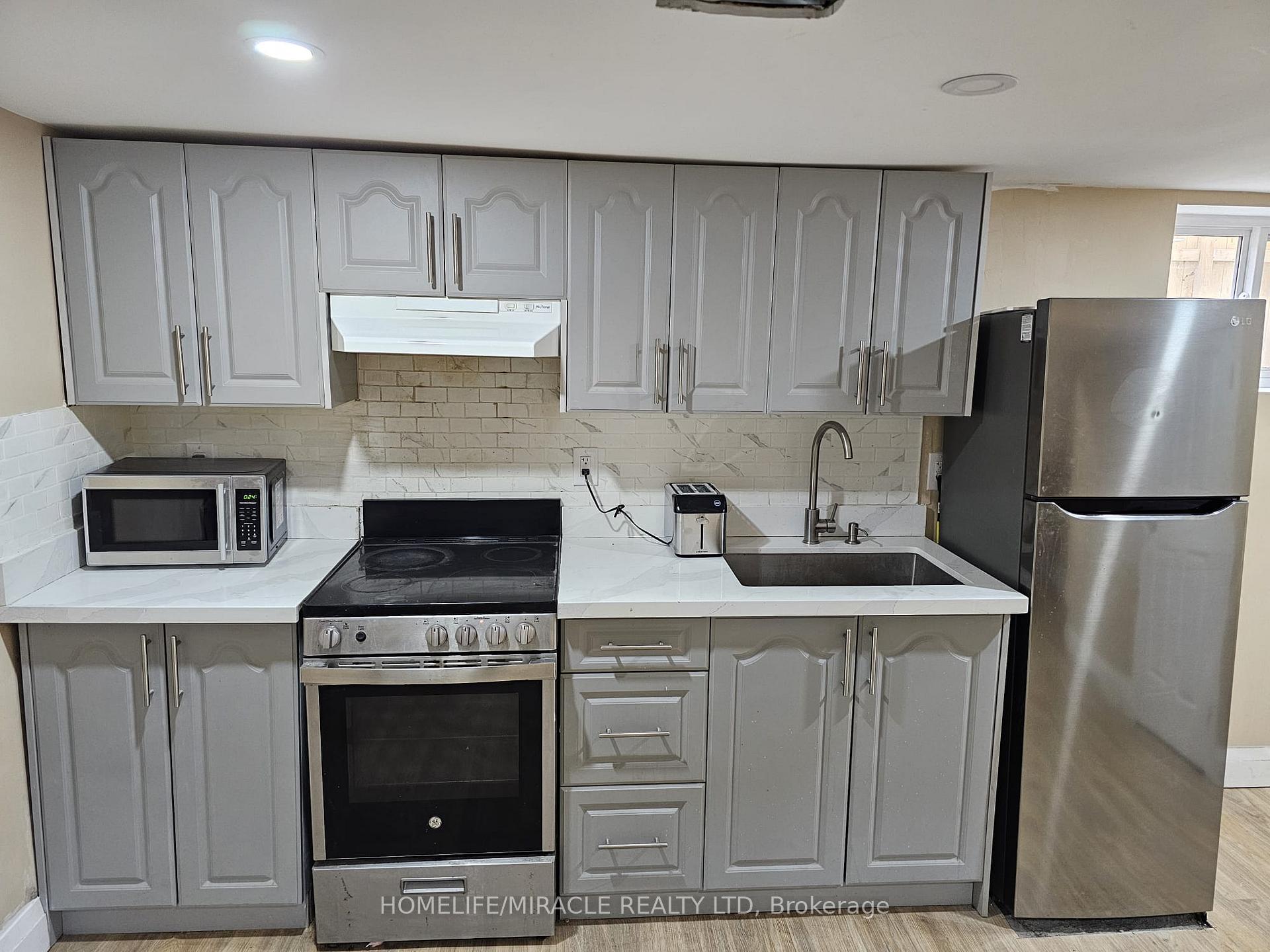 Photo 32 of 4364 Bampfield Street, Niagara Falls, Downtown — HOMEH
