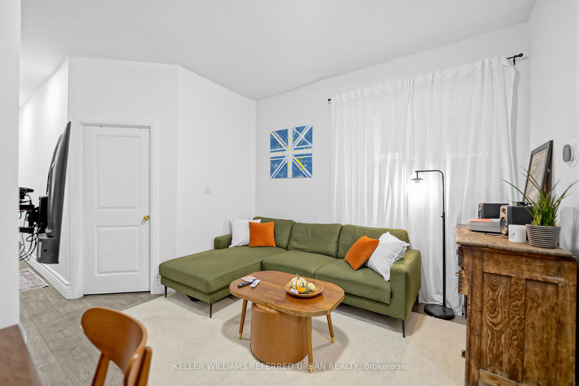 Photo 12 of 20 Concord Avenue, Toronto, Palmerston-Little Italy — HOMEH