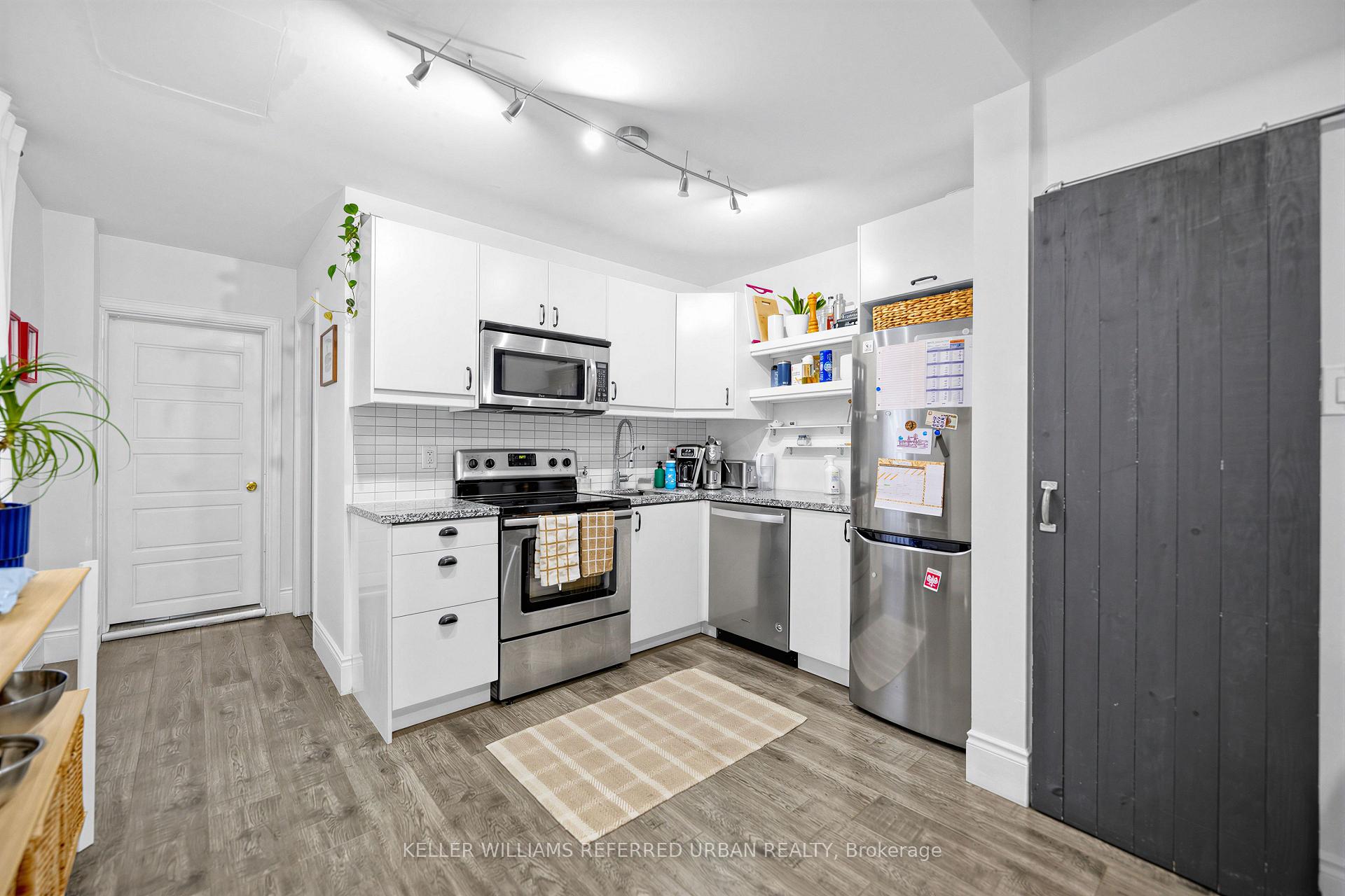 Photo 13 of 20 Concord Avenue, Toronto, Palmerston-Little Italy — HOMEH