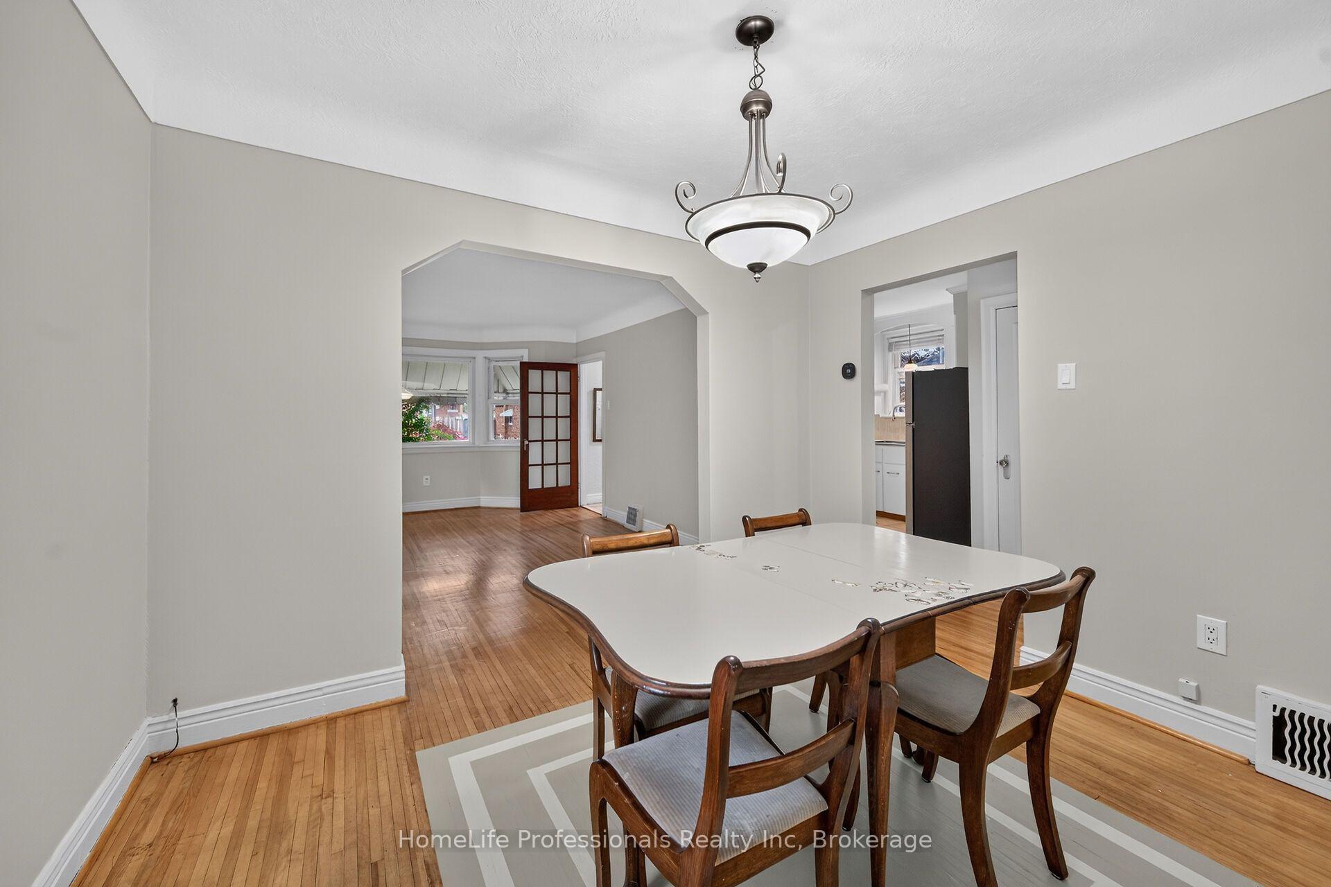 Photo 15 of 603 Upper Wentworth Street, Hamilton, Eastmount — HOMEH