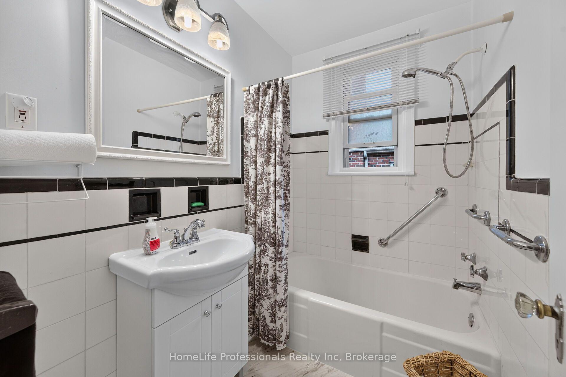 Photo 22 of 603 Upper Wentworth Street, Hamilton, Eastmount — HOMEH