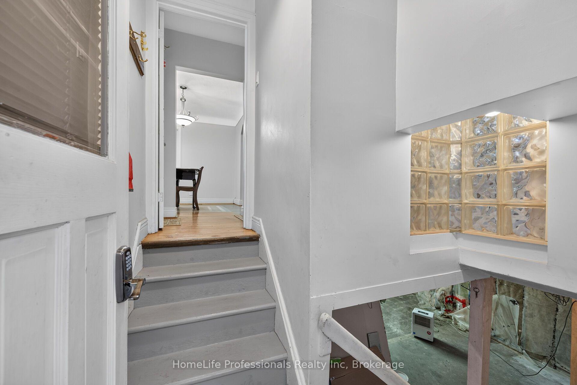 Photo 28 of 603 Upper Wentworth Street, Hamilton, Eastmount — HOMEH