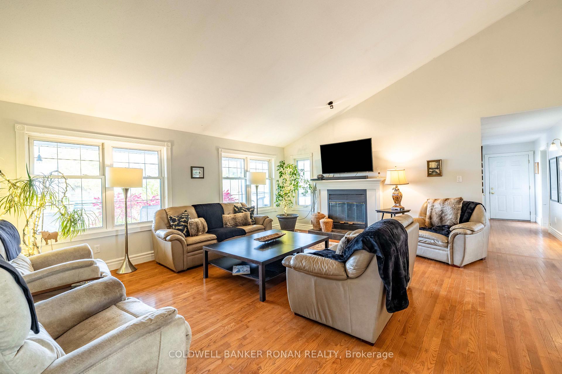 Photo 6 of 234439 Concession 2 WGR, West Grey — HOMEH